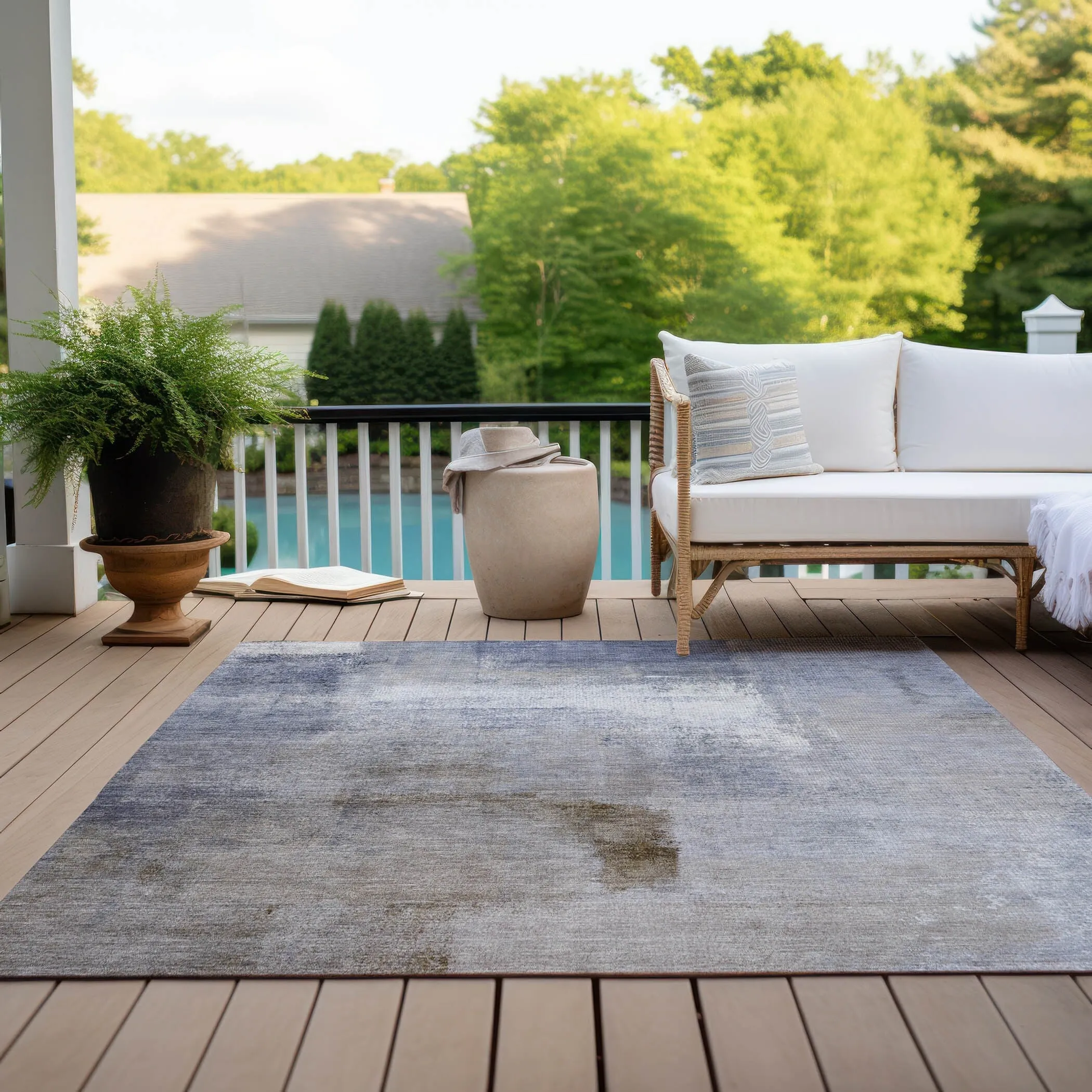Machine Washable Indoor/ Outdoor Chantille Solid Ombre Rug
