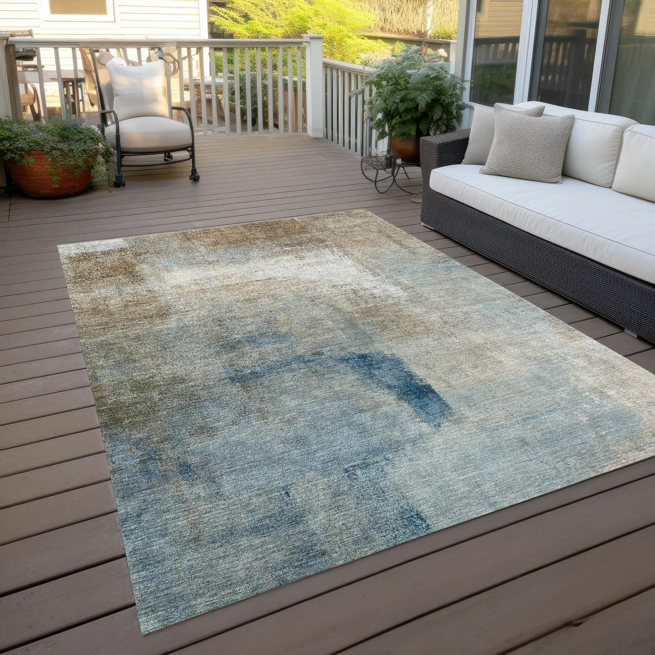 Machine Washable Indoor/ Outdoor Chantille Solid Ombre Rug