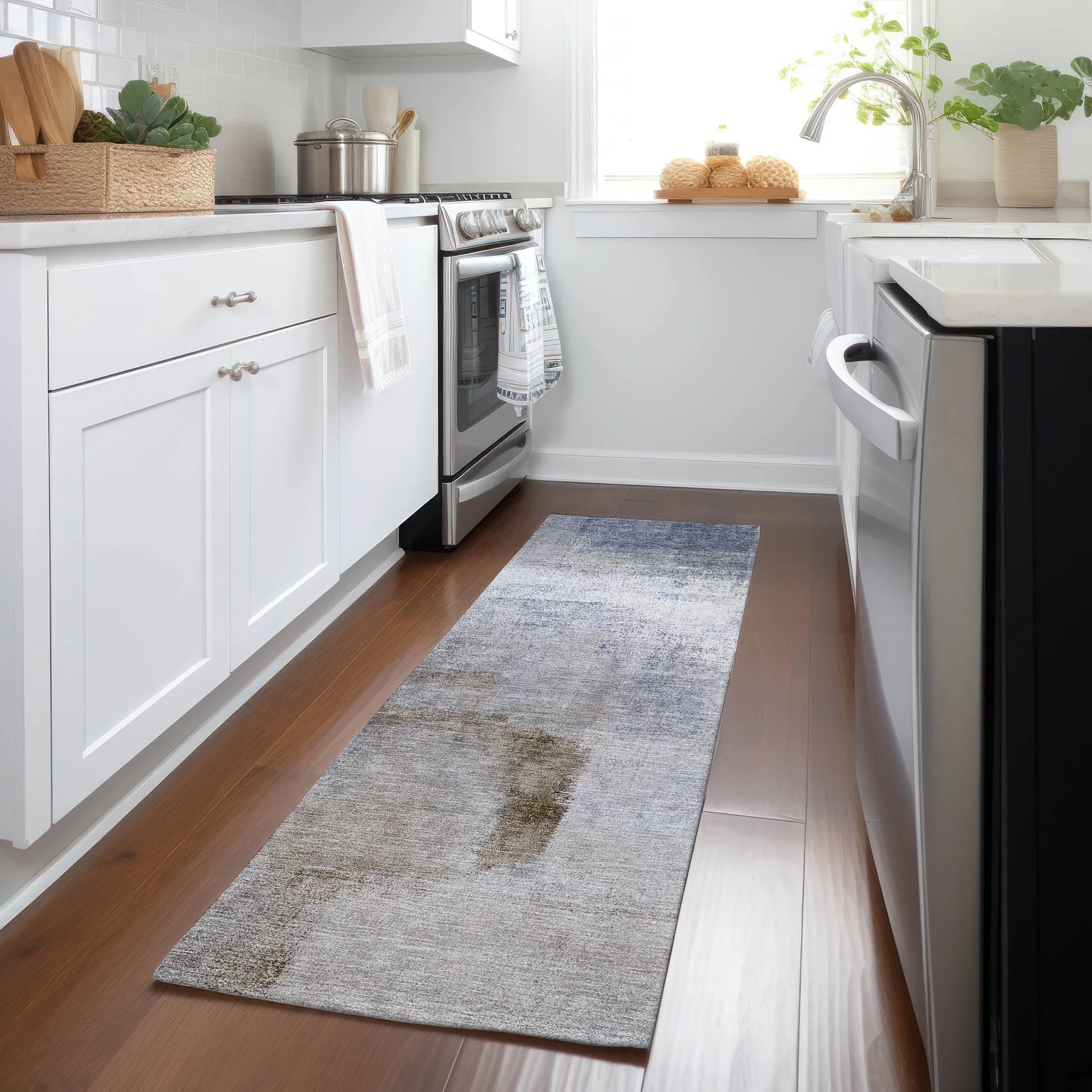 Machine Washable Indoor/ Outdoor Chantille Solid Ombre Rug