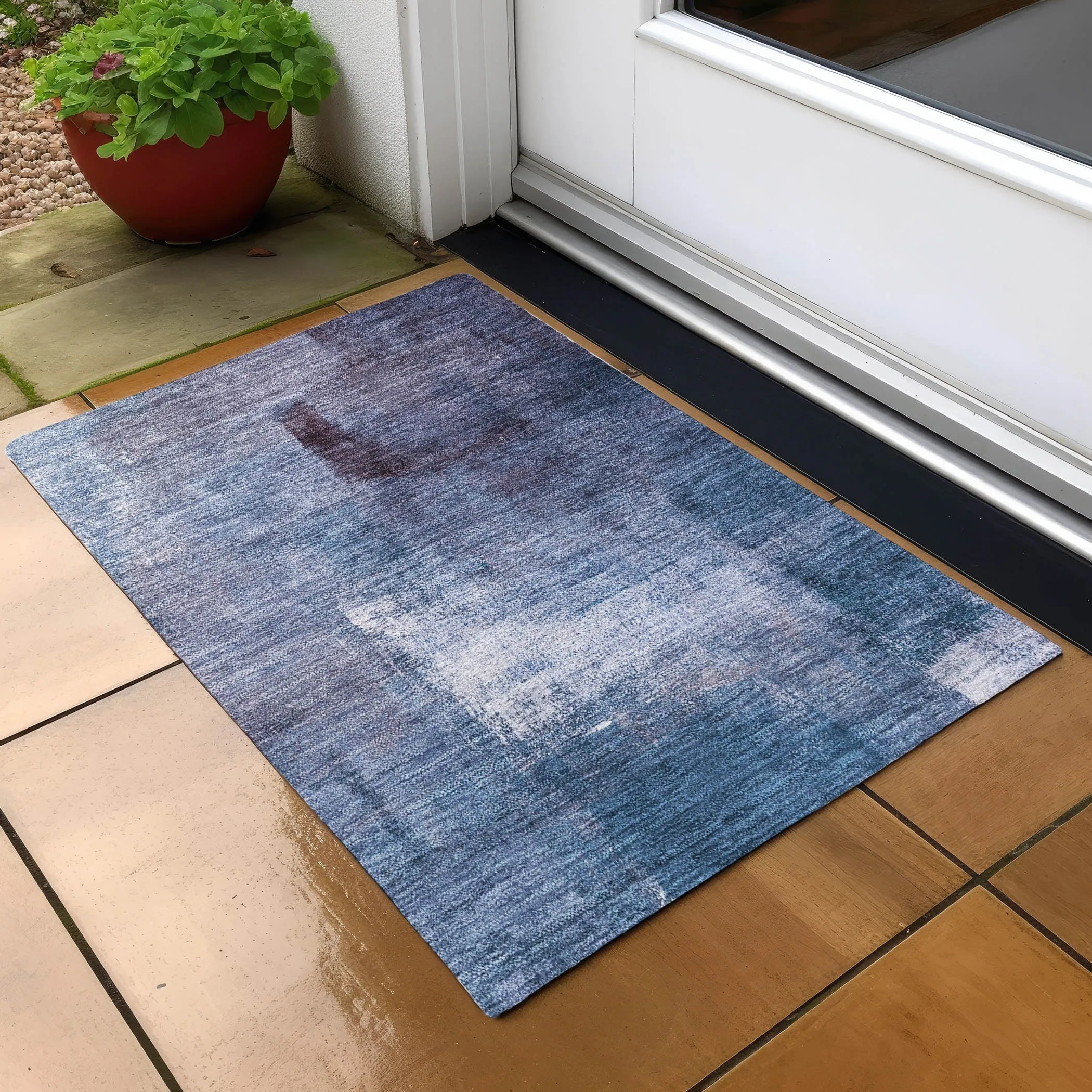 Machine Washable Indoor/ Outdoor Chantille Solid Ombre Rug