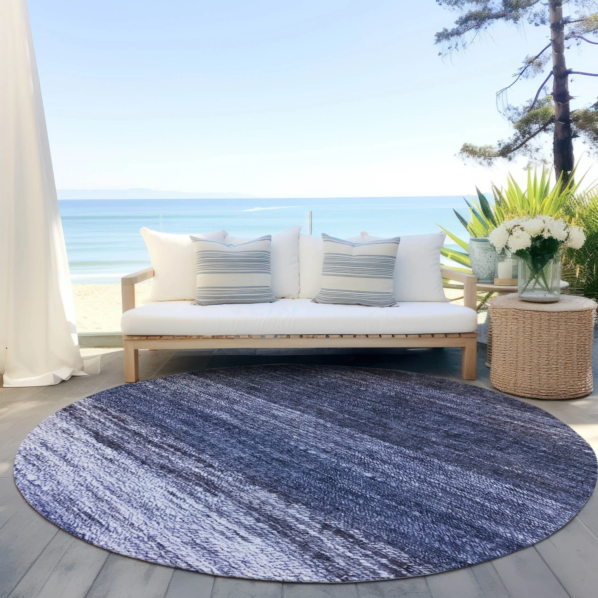 Machine Washable Indoor/ Outdoor Chantille Solid Ombre Rug