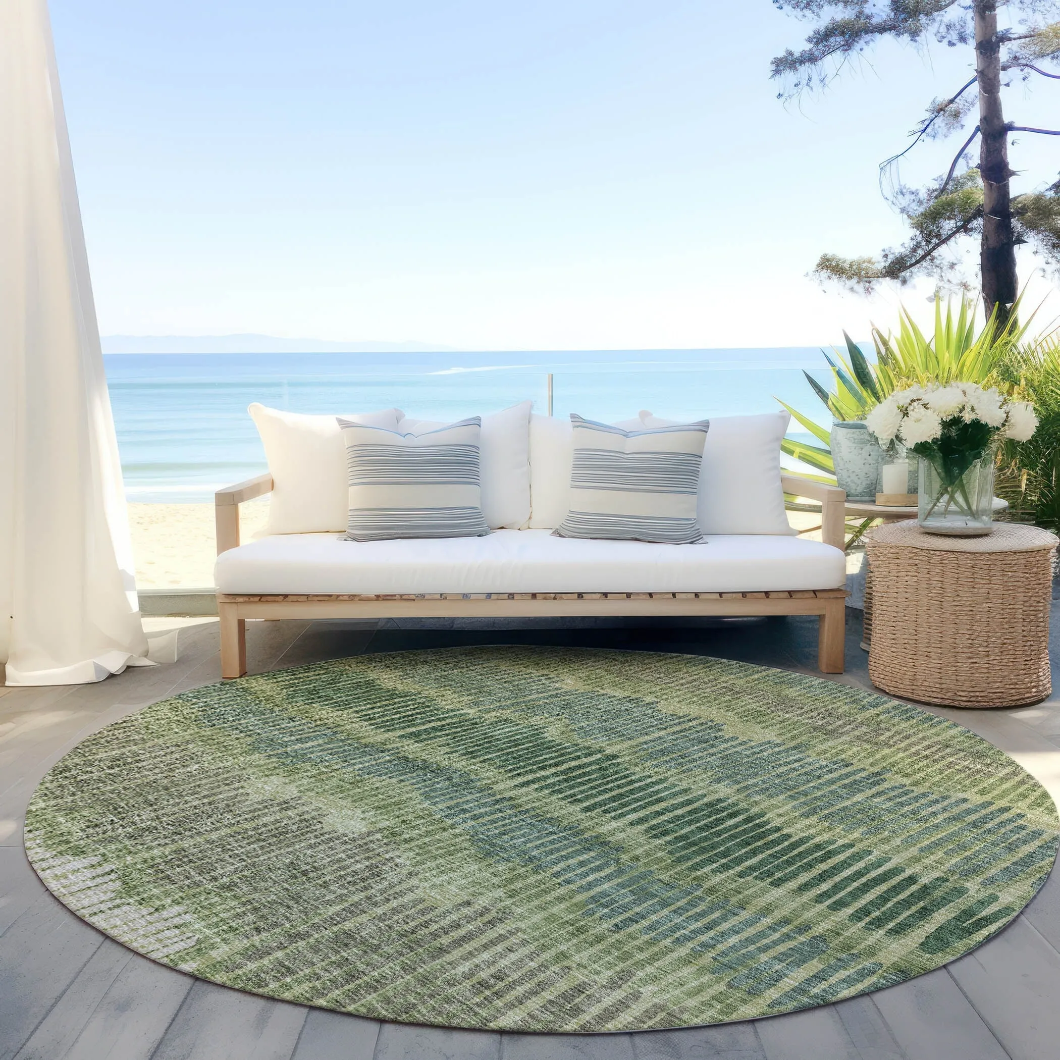 Machine Washable Indoor/ Outdoor Chantille Stripe Abstract Rug