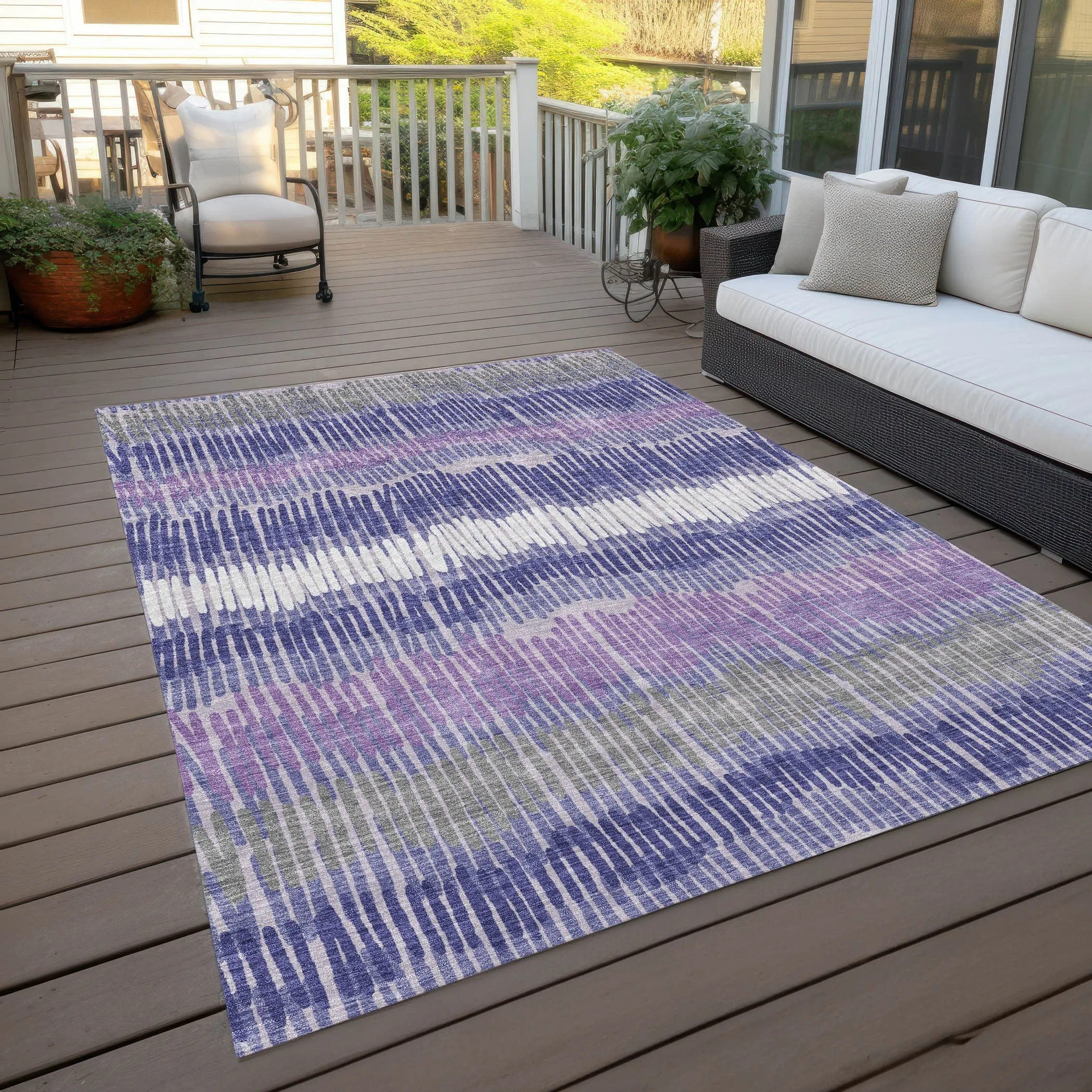 Machine Washable Indoor/ Outdoor Chantille Stripe Abstract Rug