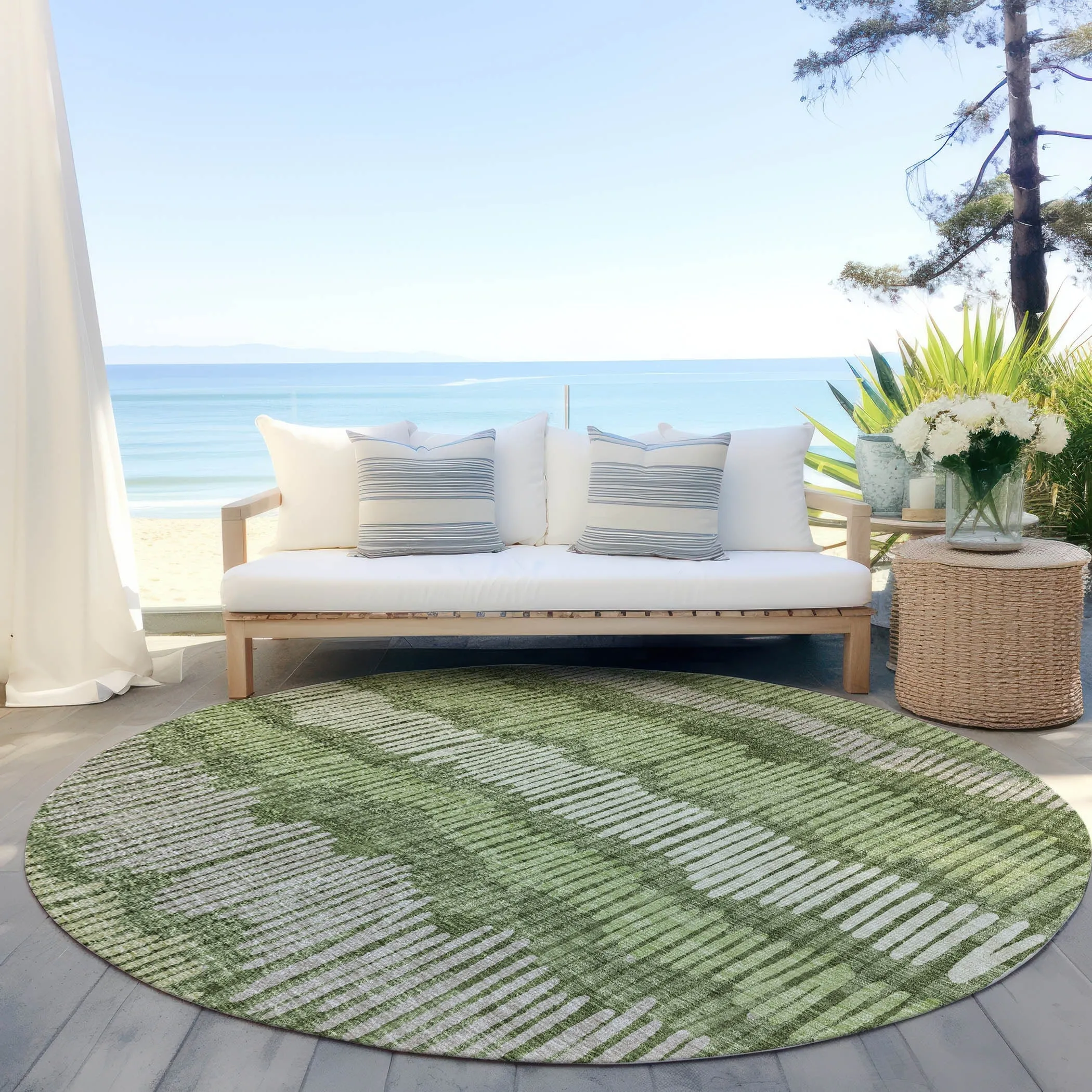 Machine Washable Indoor/ Outdoor Chantille Stripe Abstract Rug