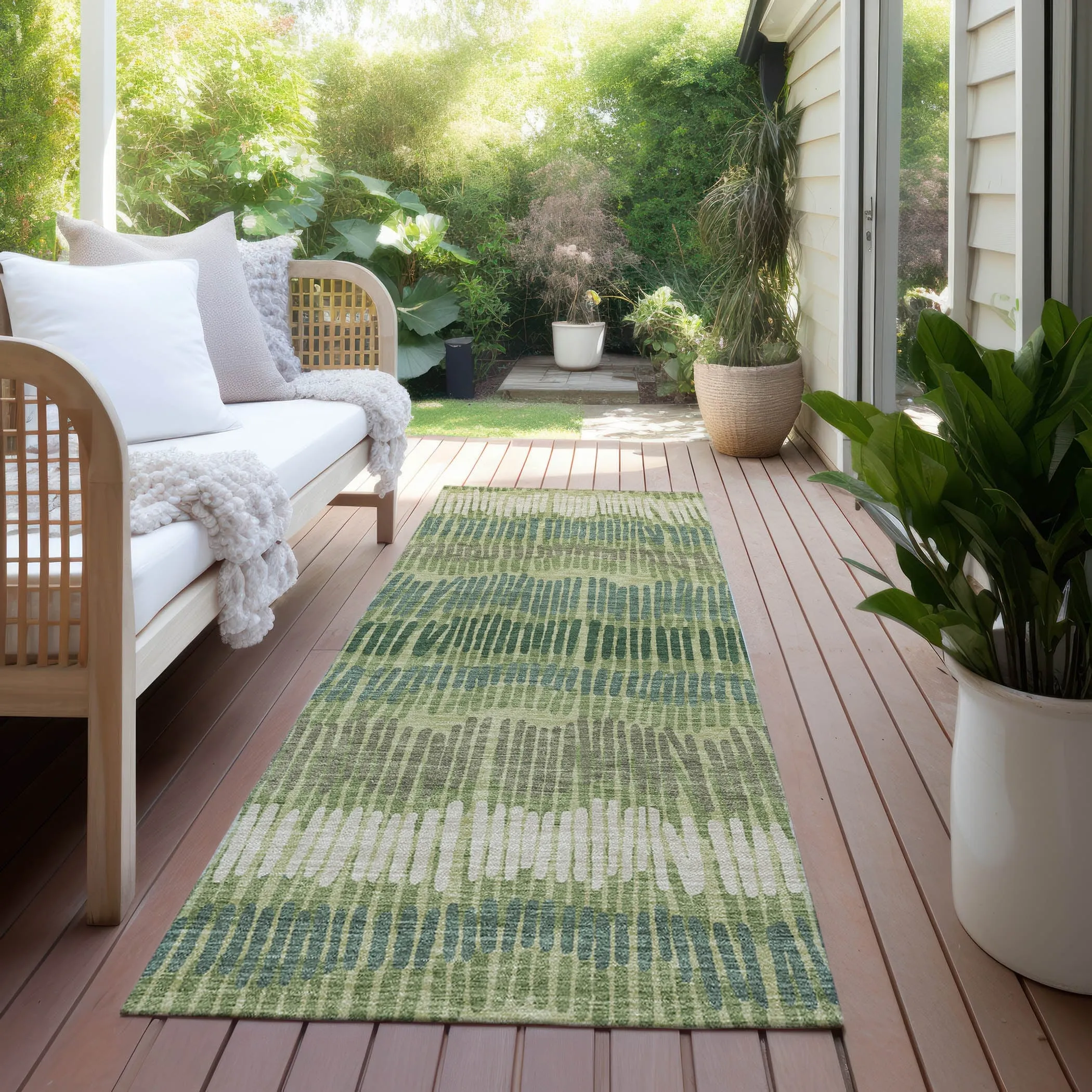 Machine Washable Indoor/ Outdoor Chantille Stripe Abstract Rug
