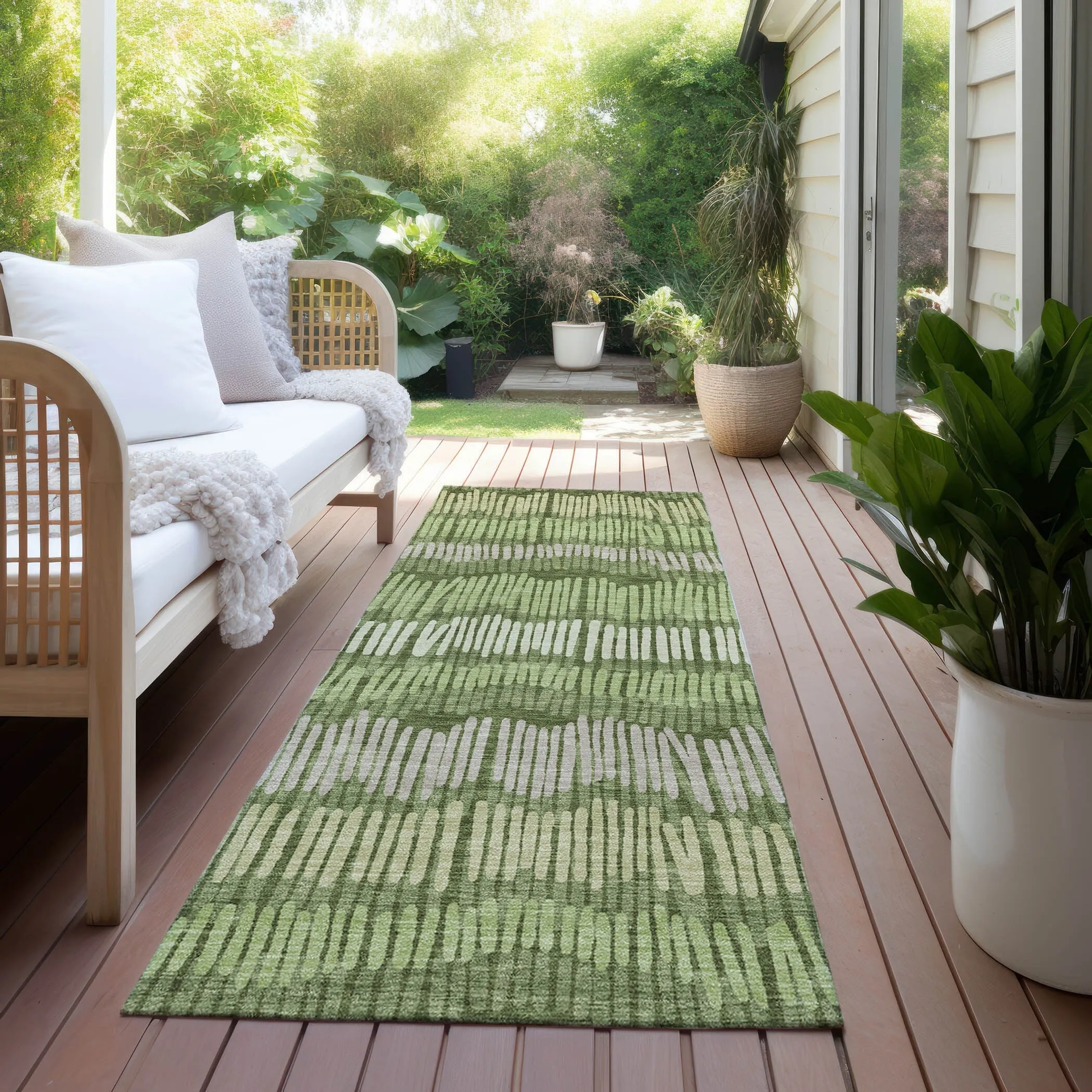 Machine Washable Indoor/ Outdoor Chantille Stripe Abstract Rug