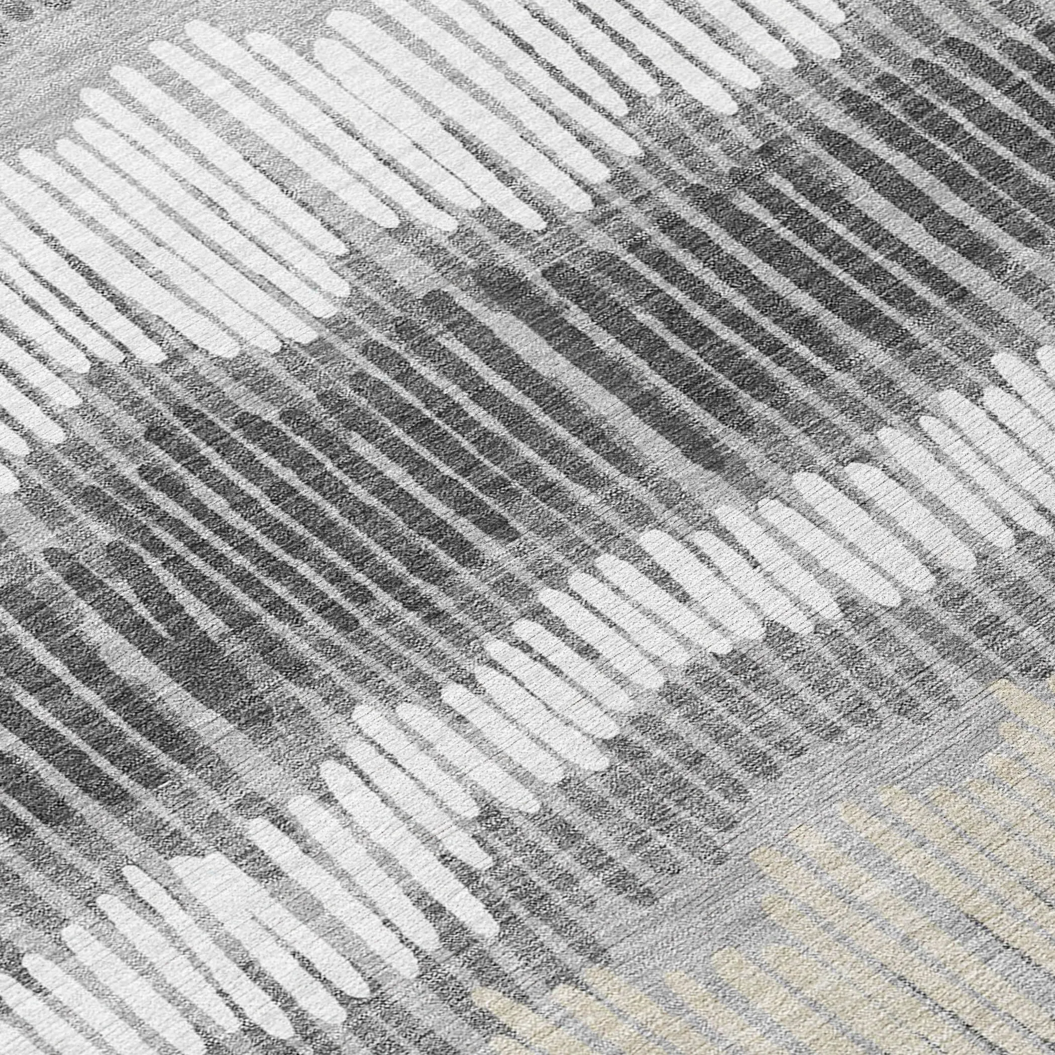 Machine Washable Indoor/ Outdoor Chantille Stripe Abstract Rug