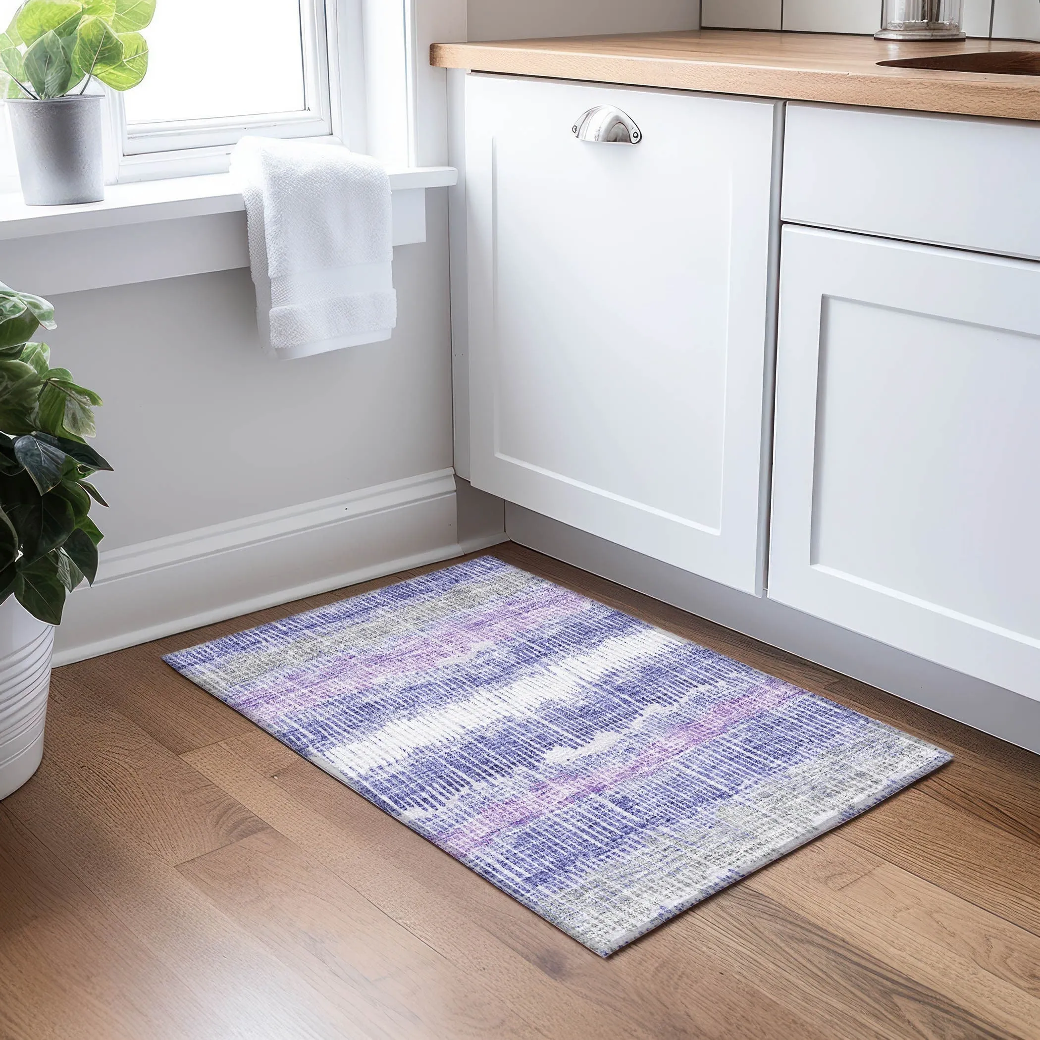 Machine Washable Indoor/ Outdoor Chantille Stripe Abstract Rug