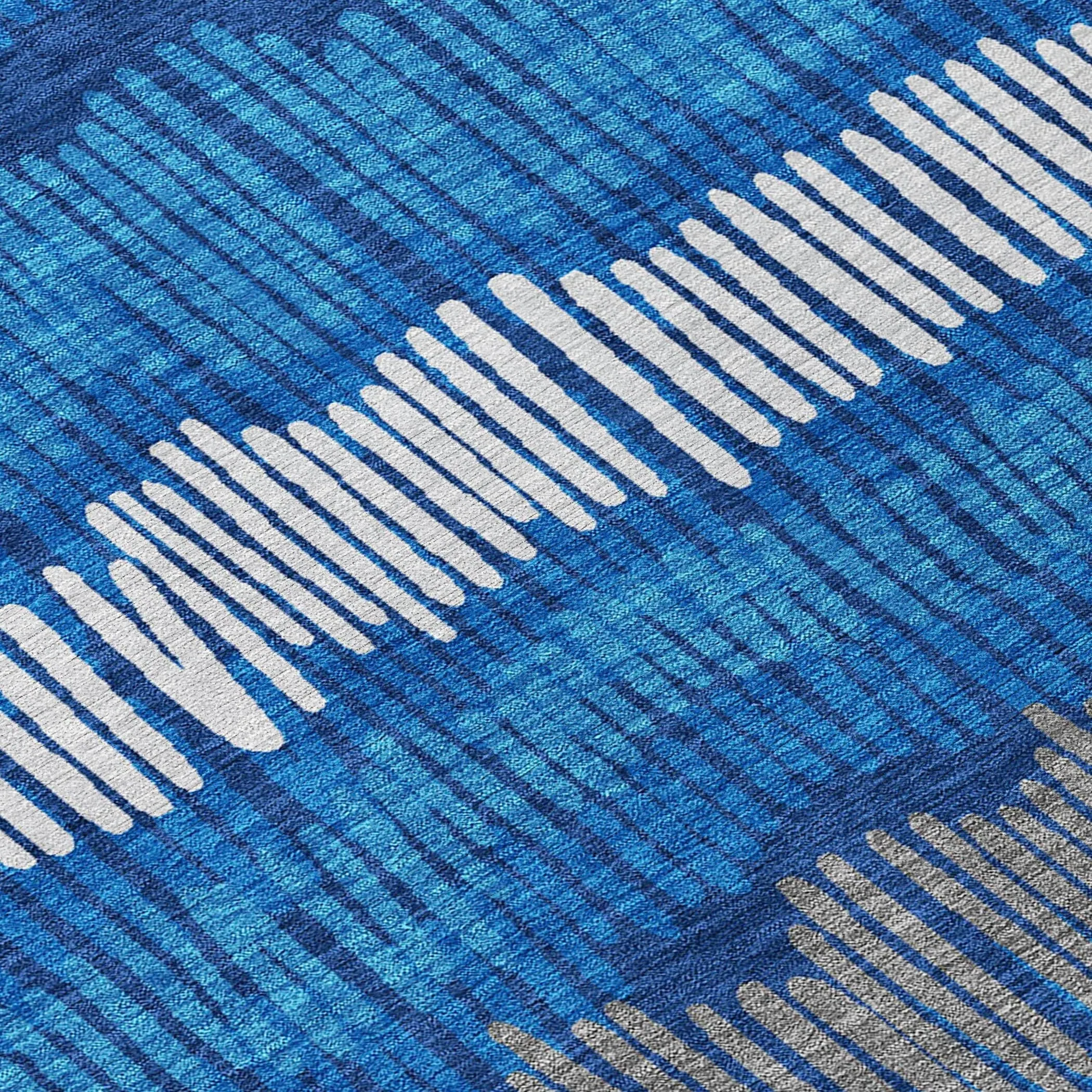Machine Washable Indoor/ Outdoor Chantille Stripe Abstract Rug