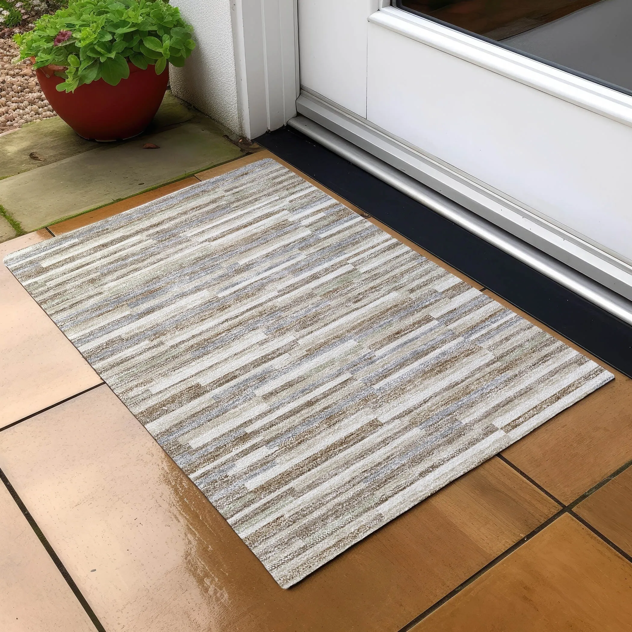 Machine Washable Indoor/ Outdoor Chantille Stripes Modern Rug