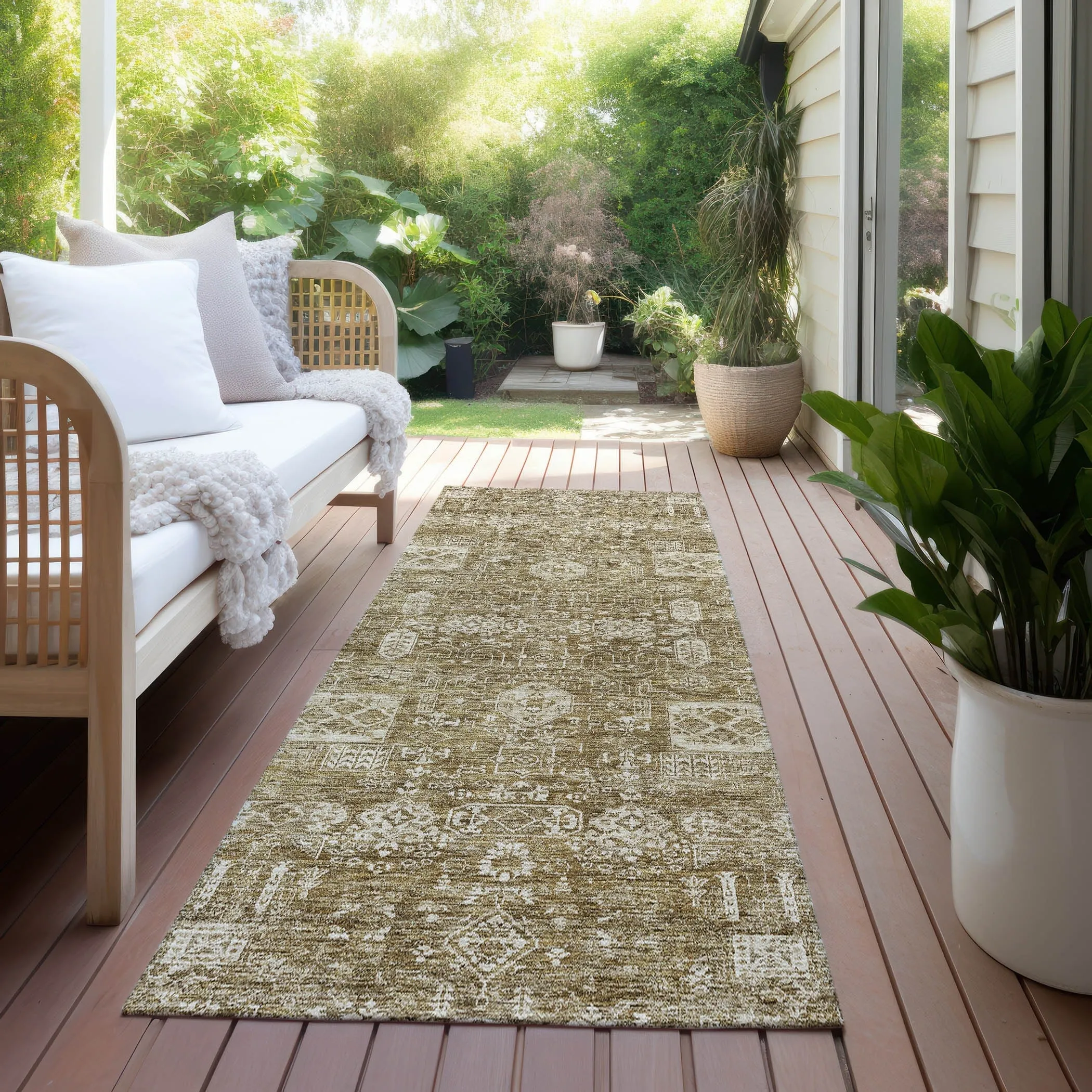 Machine Washable Indoor/ Outdoor Chantille Vintage Traditional Rug
