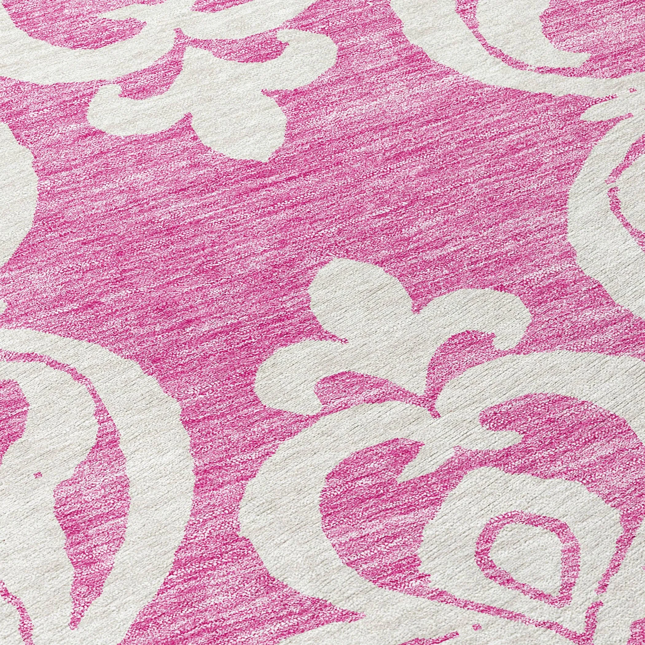 Machine Washable Indoor/ Outdoor Damask Glam Chantille Rug