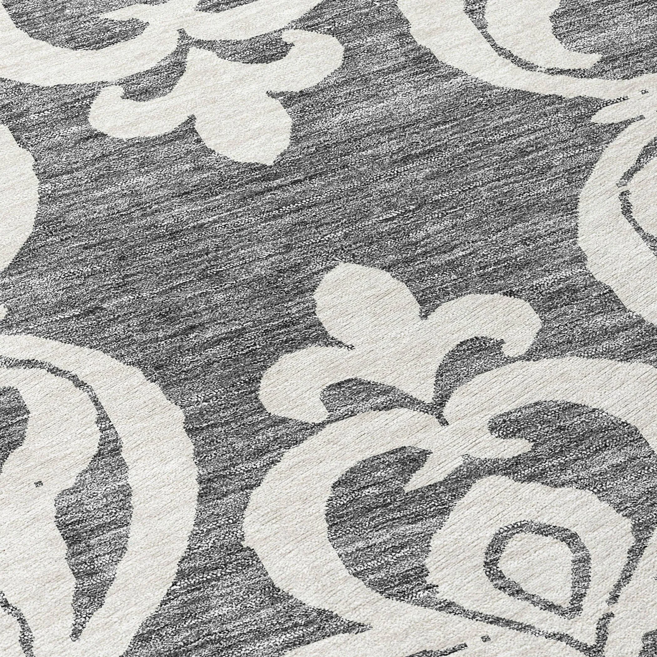Machine Washable Indoor/ Outdoor Damask Glam Chantille Rug