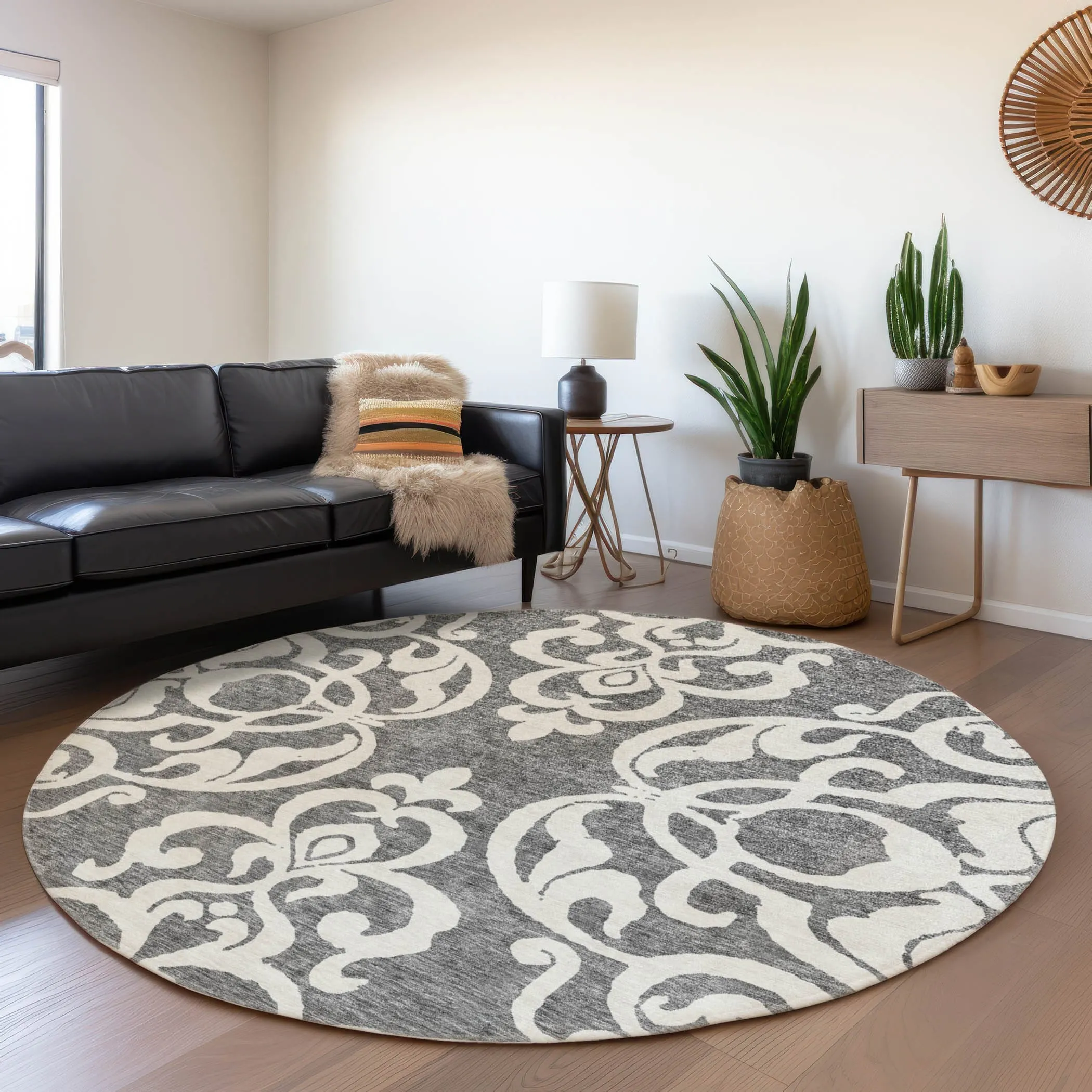 Machine Washable Indoor/ Outdoor Damask Glam Chantille Rug
