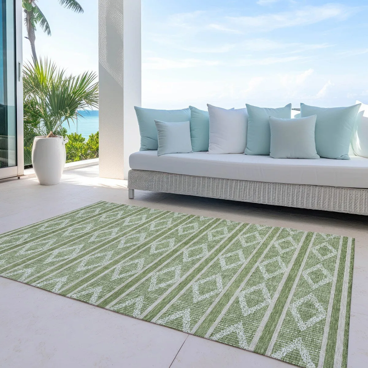 Machine Washable Indoor/ Outdoor Diamond Stripe Chantille Rug