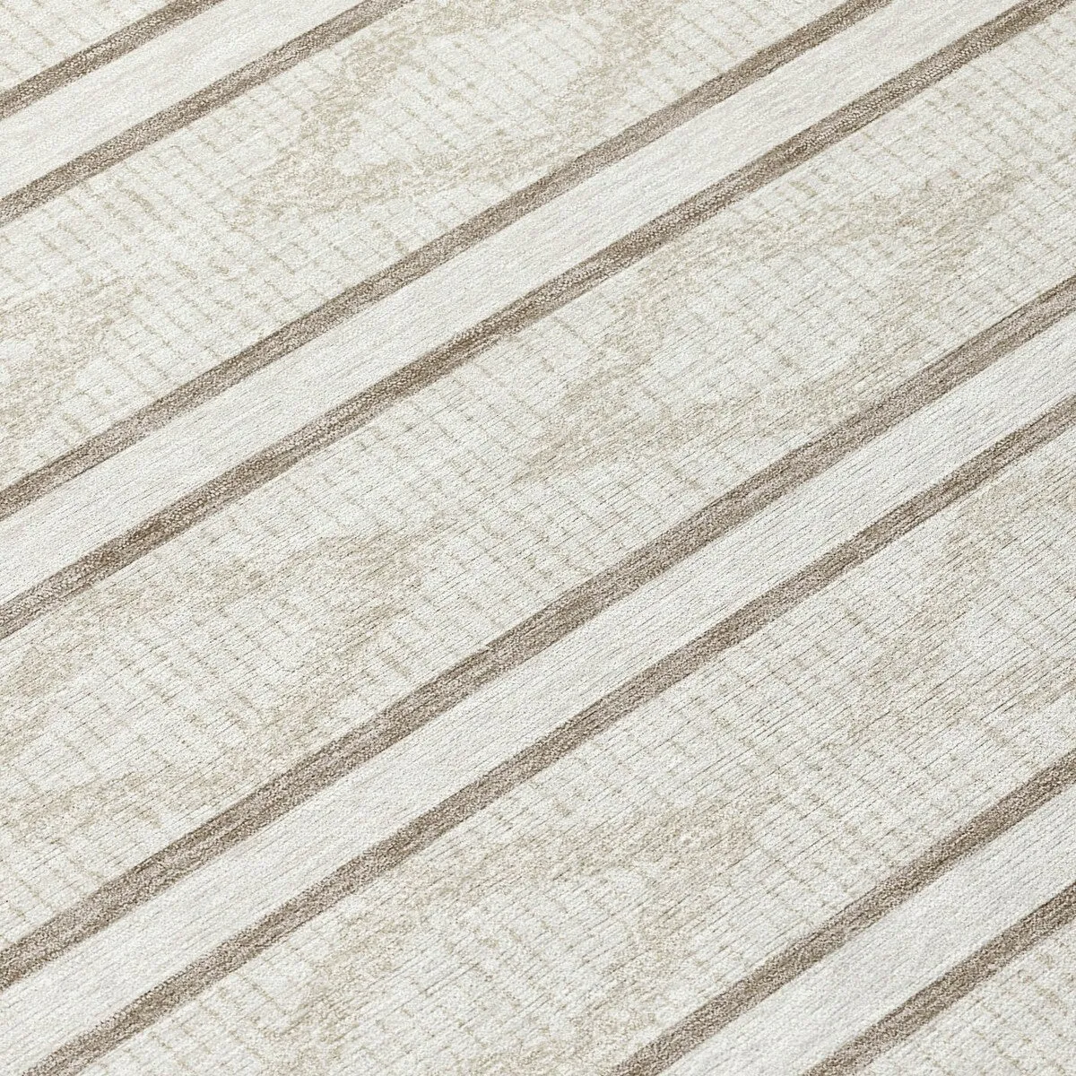 Machine Washable Indoor/ Outdoor Diamond Stripe Chantille Rug