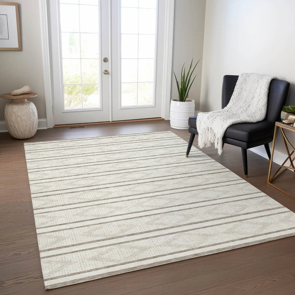 Machine Washable Indoor/ Outdoor Diamond Stripe Chantille Rug