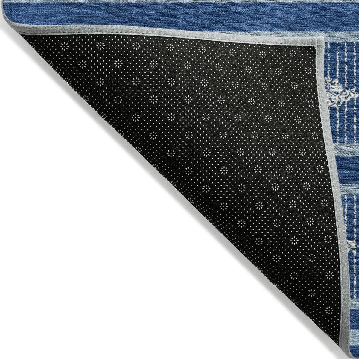 Machine Washable Indoor/ Outdoor Diamond Stripe Chantille Rug