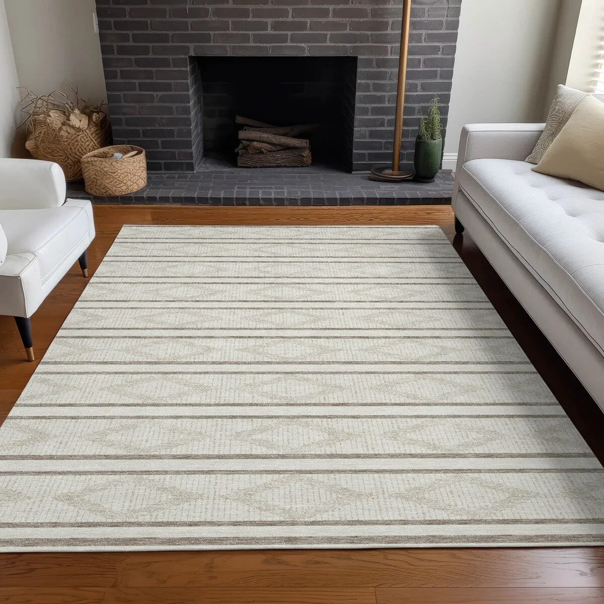 Machine Washable Indoor/ Outdoor Diamond Stripe Chantille Rug