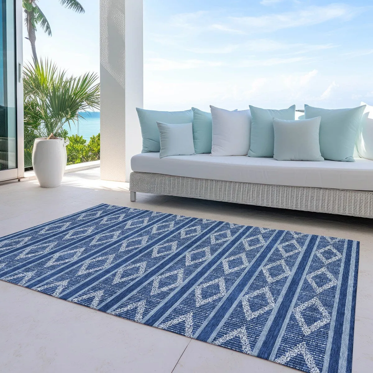 Machine Washable Indoor/ Outdoor Diamond Stripe Chantille Rug