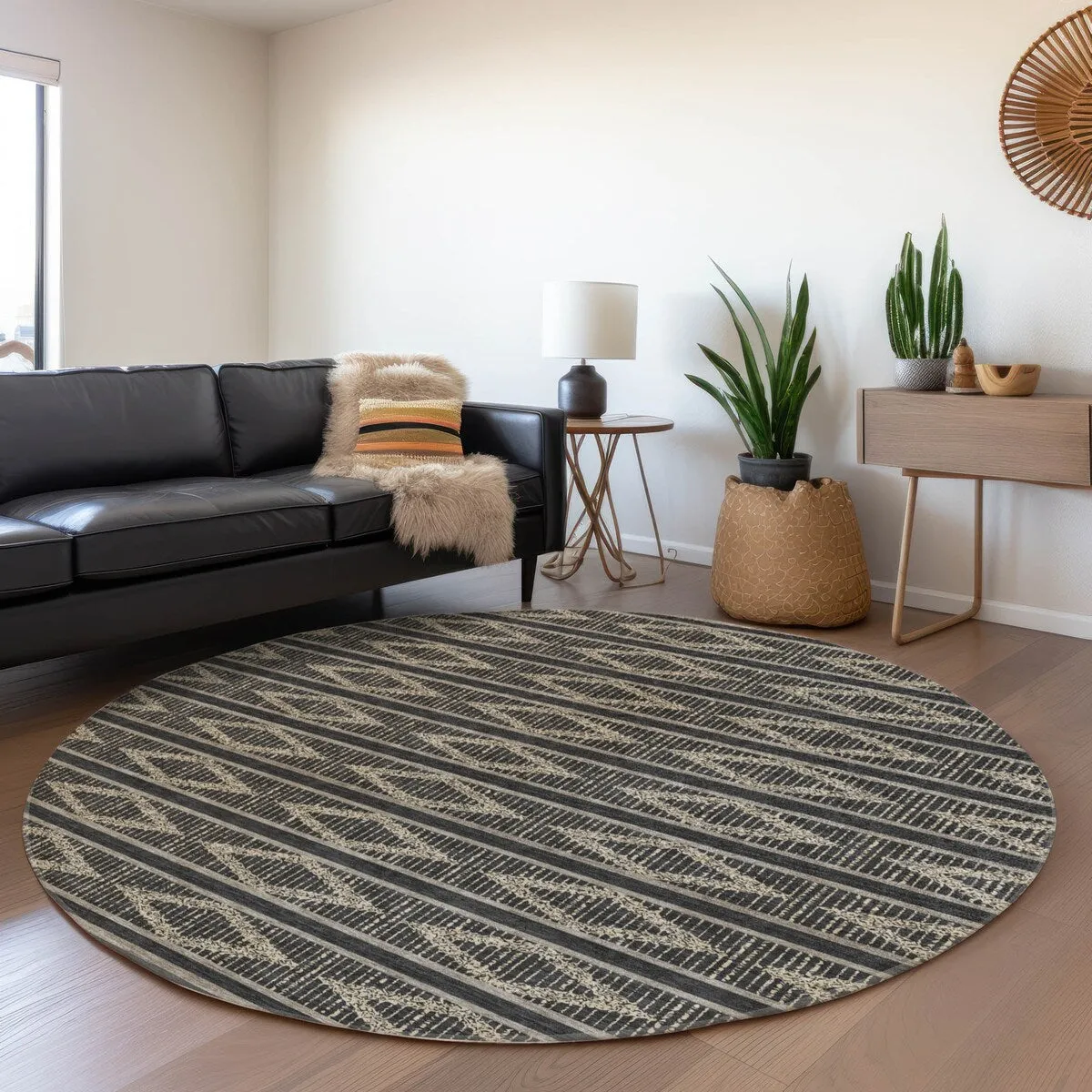 Machine Washable Indoor/ Outdoor Diamond Stripe Chantille Rug