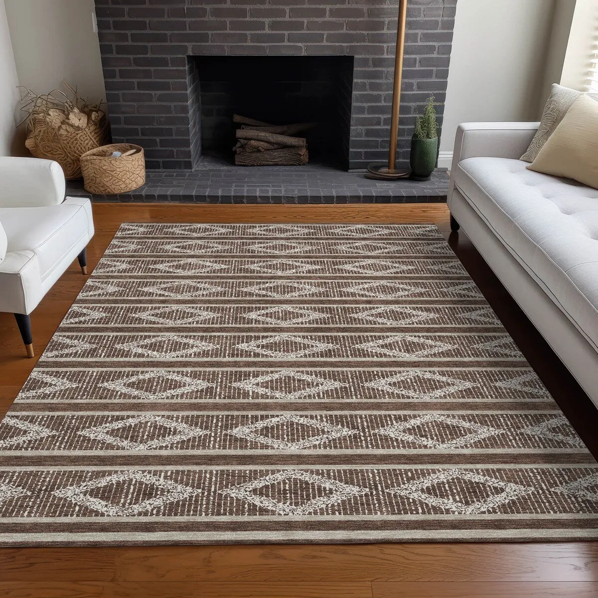 Machine Washable Indoor/ Outdoor Diamond Stripe Chantille Rug