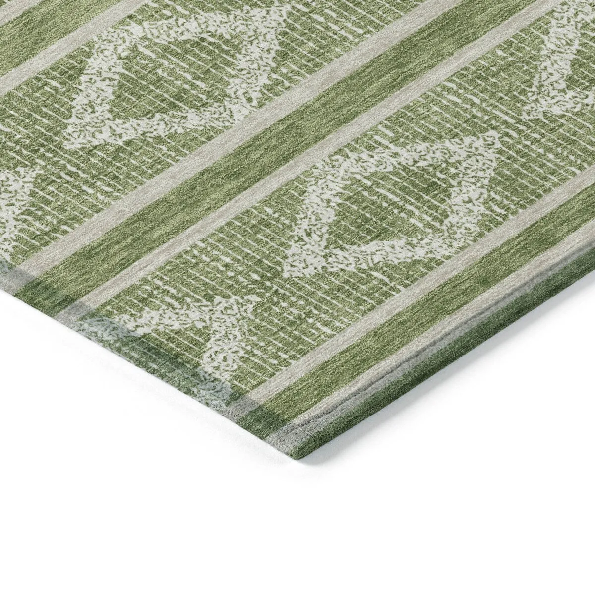 Machine Washable Indoor/ Outdoor Diamond Stripe Chantille Rug