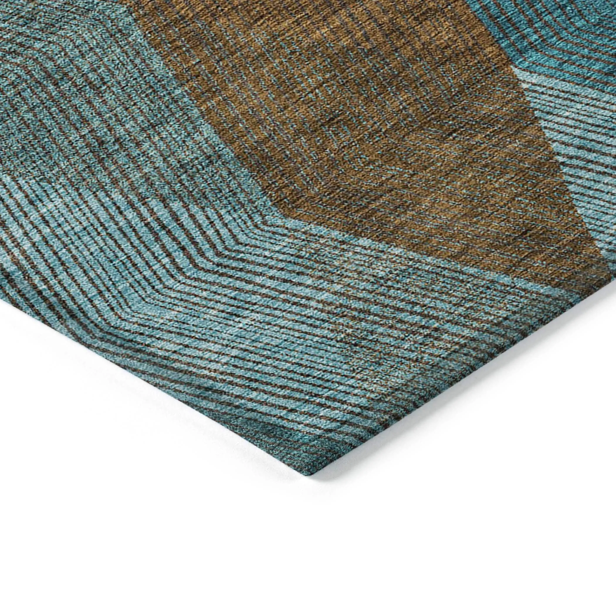 Machine Washable Indoor/ Outdoor Diamond Stripes Chantille Rug