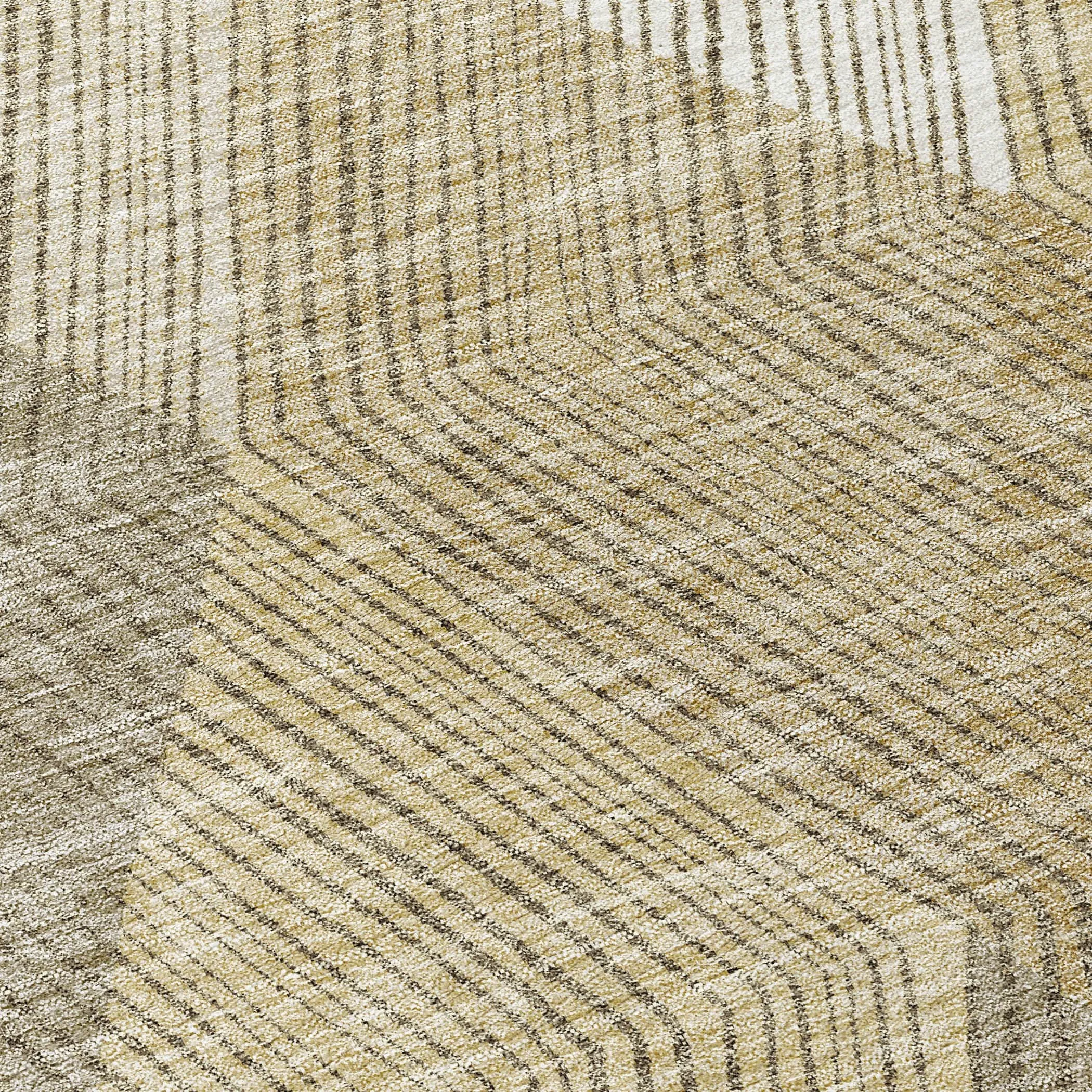Machine Washable Indoor/ Outdoor Diamond Stripes Chantille Rug