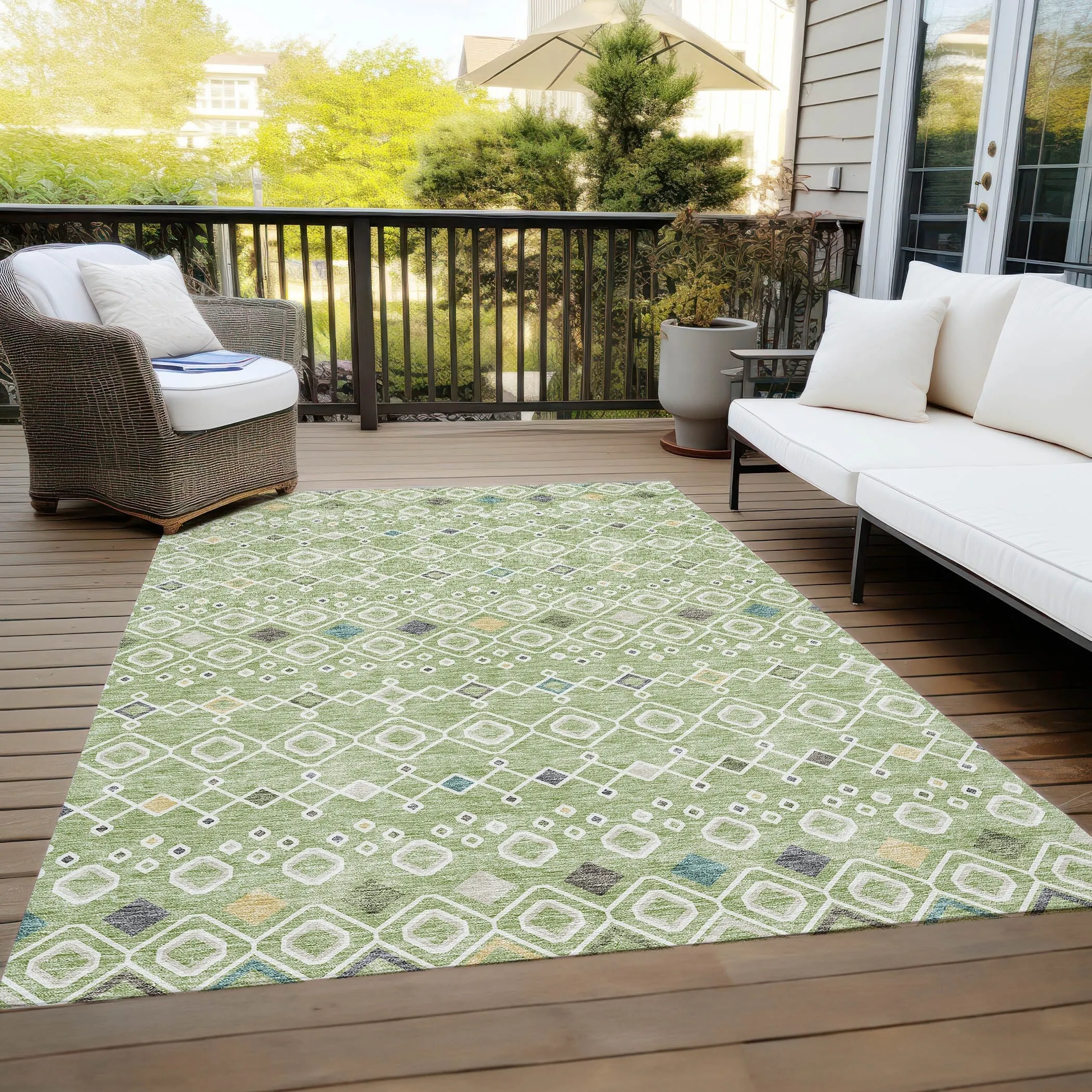 Machine Washable Indoor/ Outdoor Global Contempory Chantille Rug