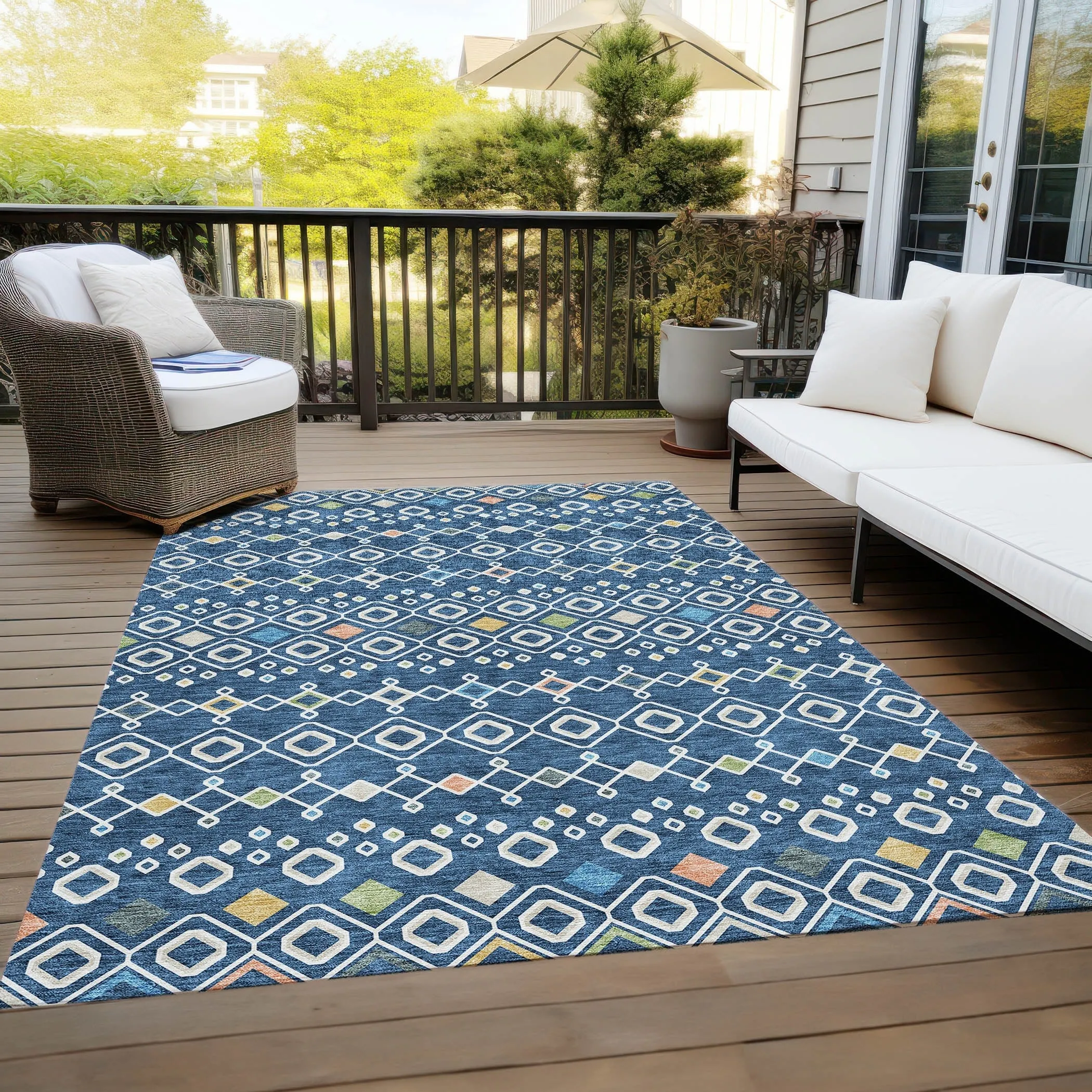 Machine Washable Indoor/ Outdoor Global Contempory Chantille Rug