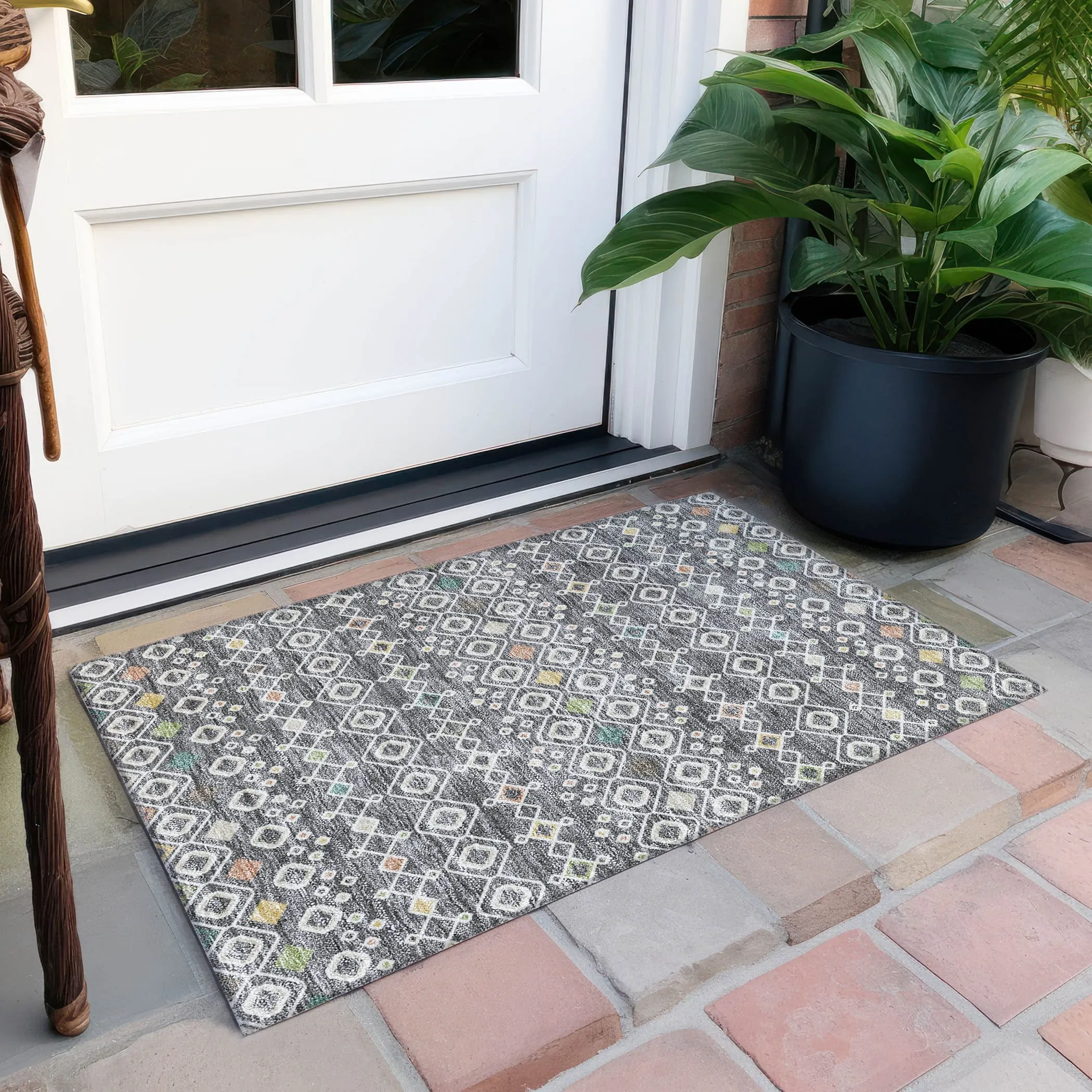Machine Washable Indoor/ Outdoor Global Contempory Chantille Rug