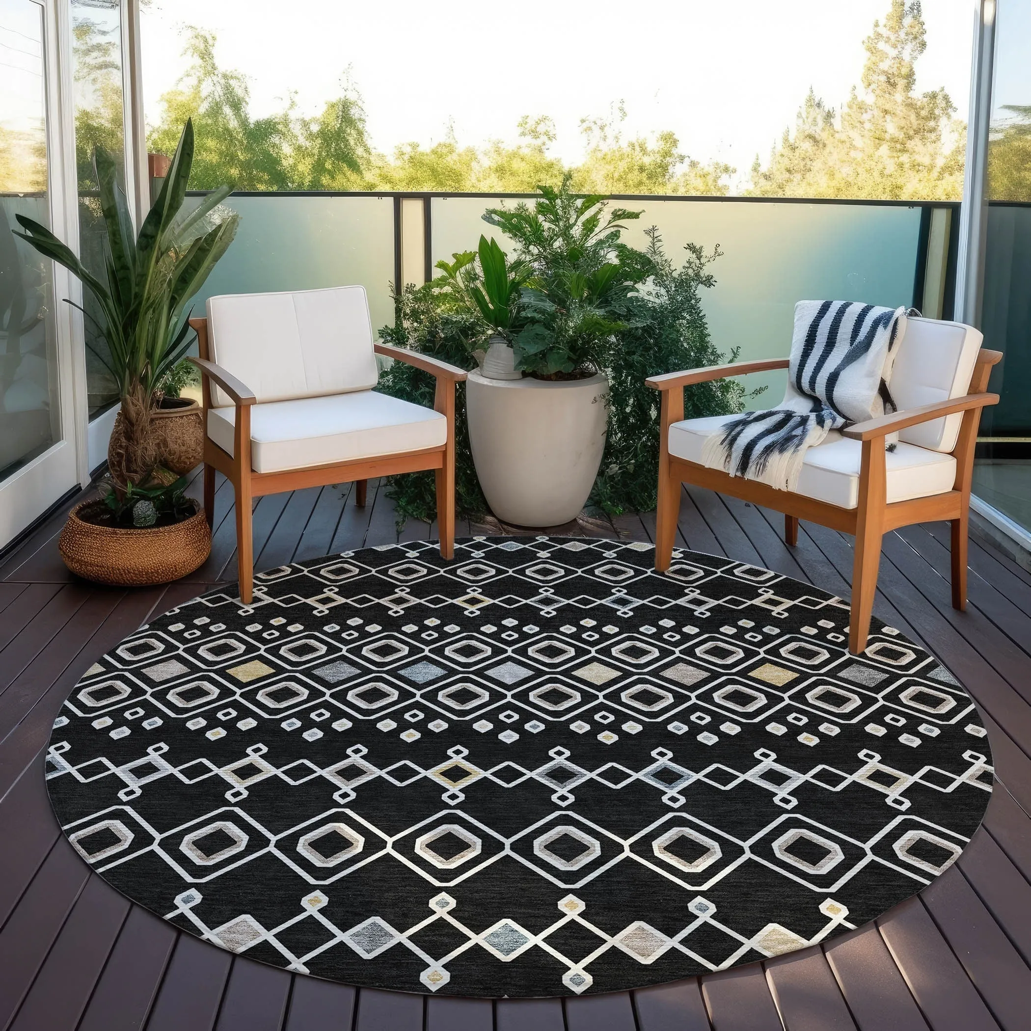 Machine Washable Indoor/ Outdoor Global Contempory Chantille Rug