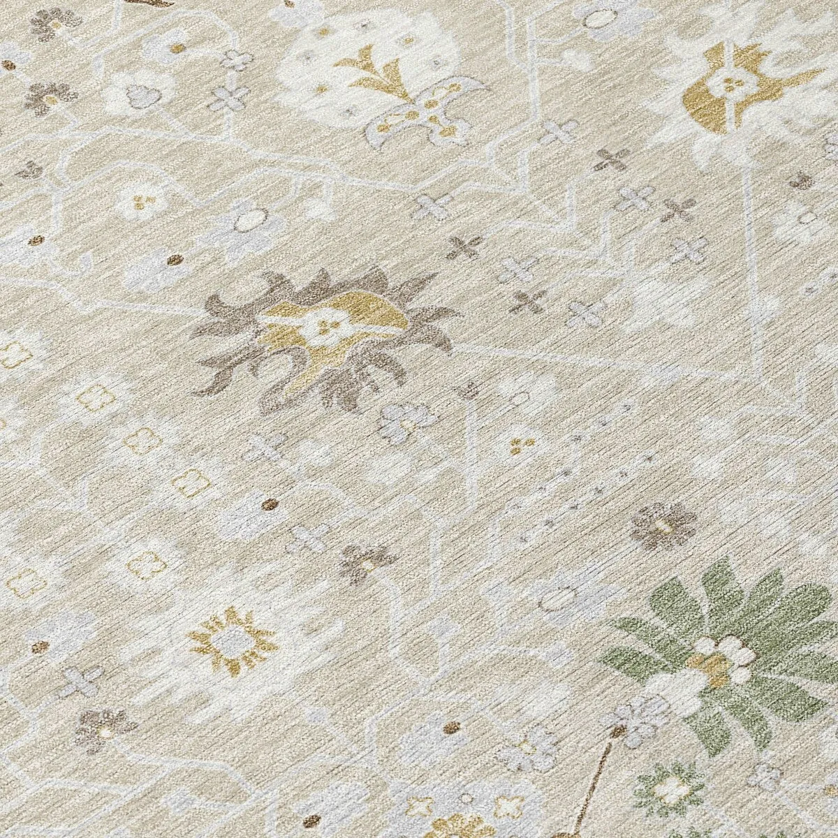 Machine Washable Indoor/ Outdoor Global Traditional Chantille Rug