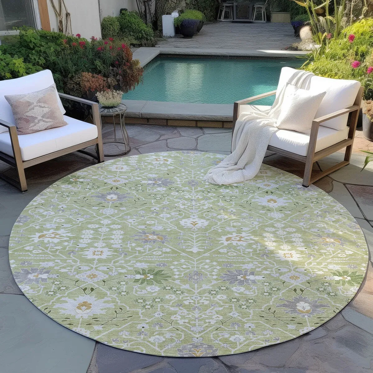 Machine Washable Indoor/ Outdoor Global Traditional Chantille Rug