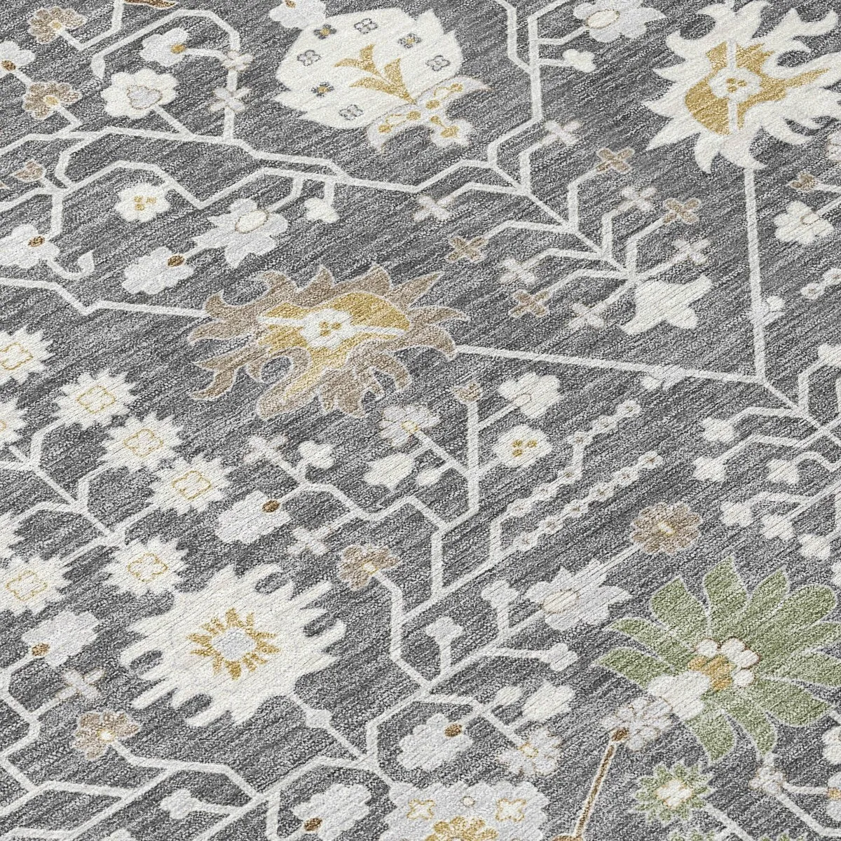 Machine Washable Indoor/ Outdoor Global Traditional Chantille Rug