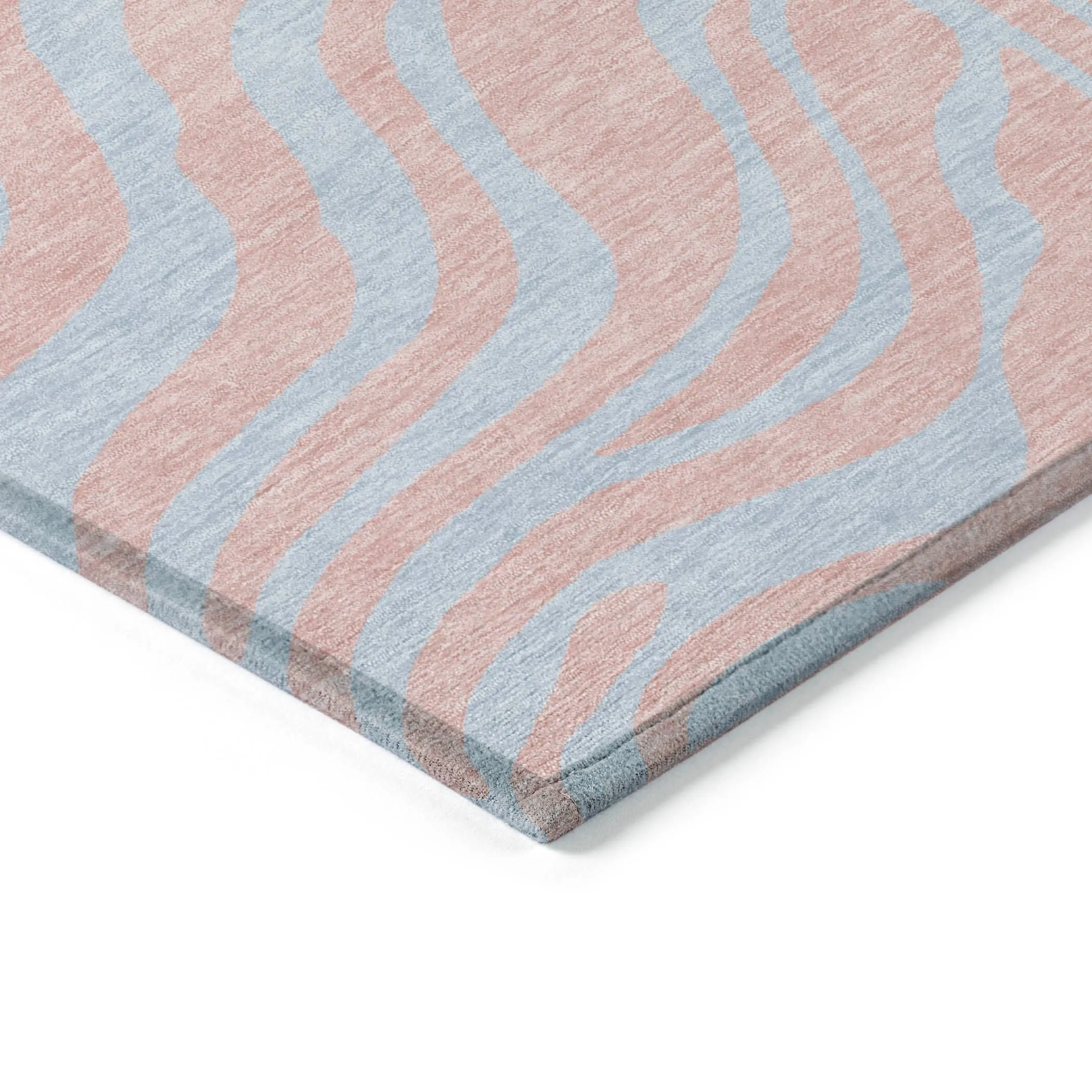 Machine Washable Indoor/ Outdoor Modern Animal Print Chantille Rug