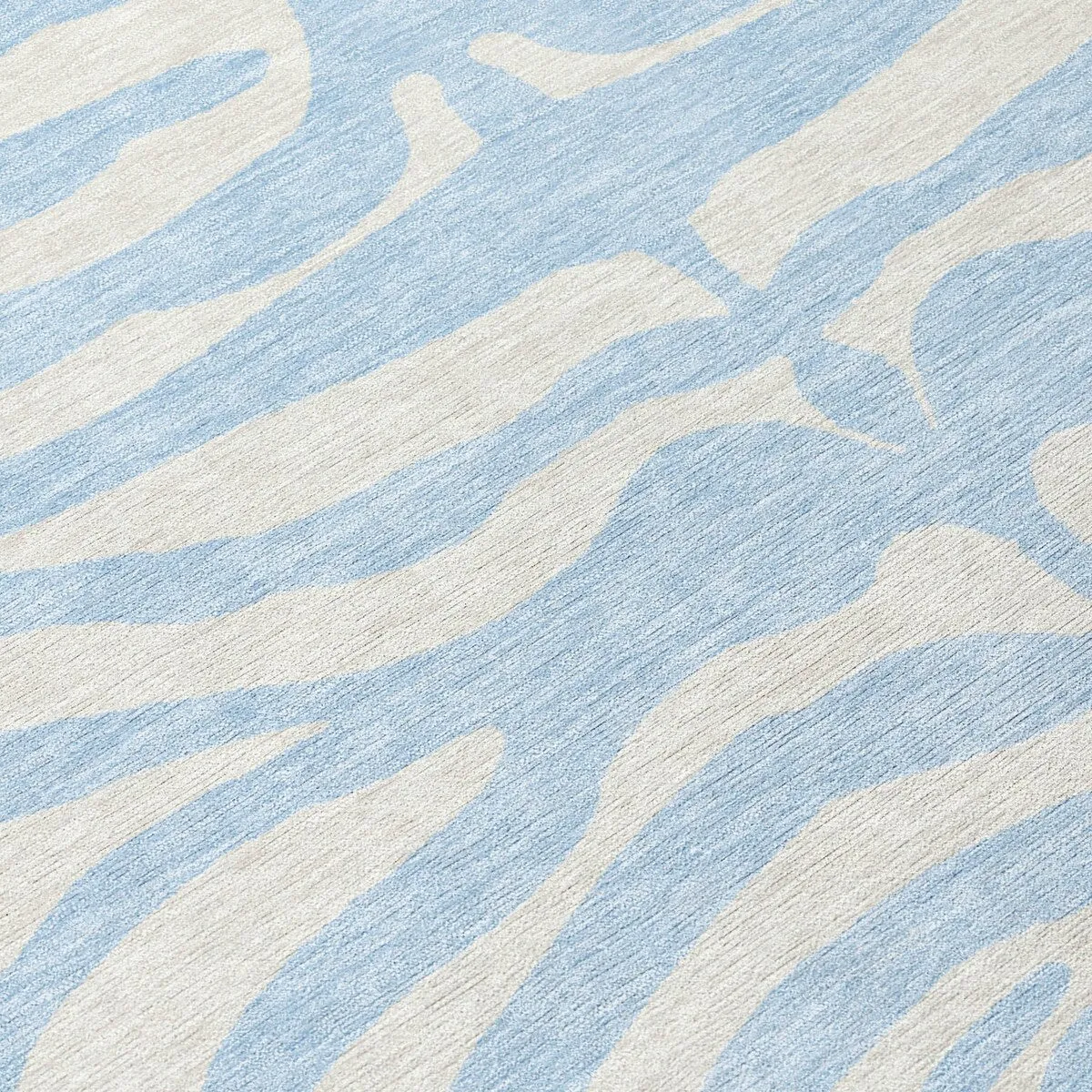 Machine Washable Indoor/ Outdoor Modern Animal Print Chantille Rug