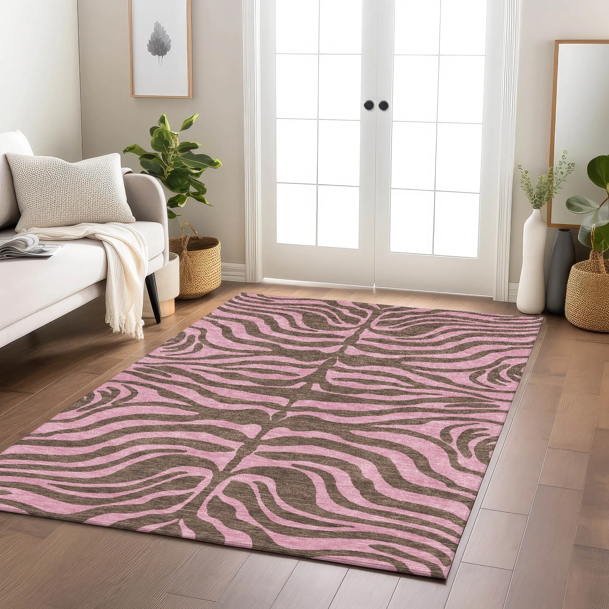 Machine Washable Indoor/ Outdoor Modern Animal Print Chantille Rug