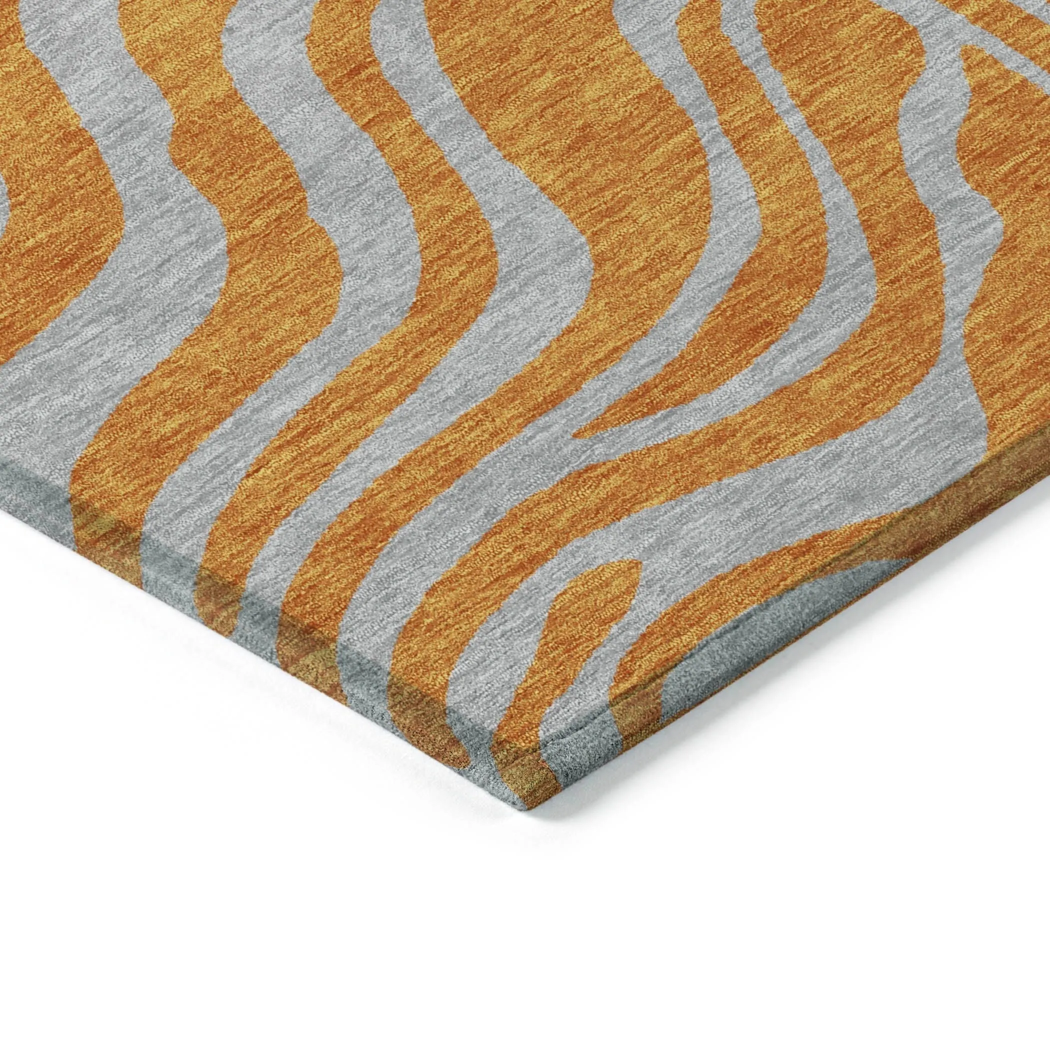 Machine Washable Indoor/ Outdoor Modern Animal Print Chantille Rug