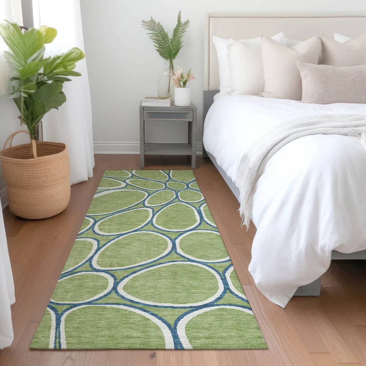 Machine Washable Indoor/ Outdoor Modern Bubbles Chantille Rug