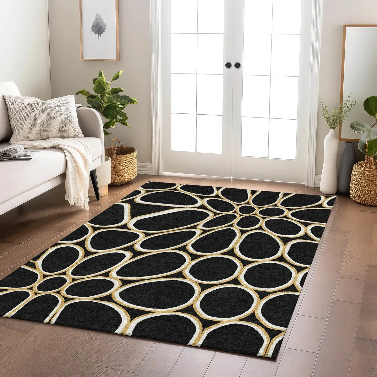 Machine Washable Indoor/ Outdoor Modern Bubbles Chantille Rug