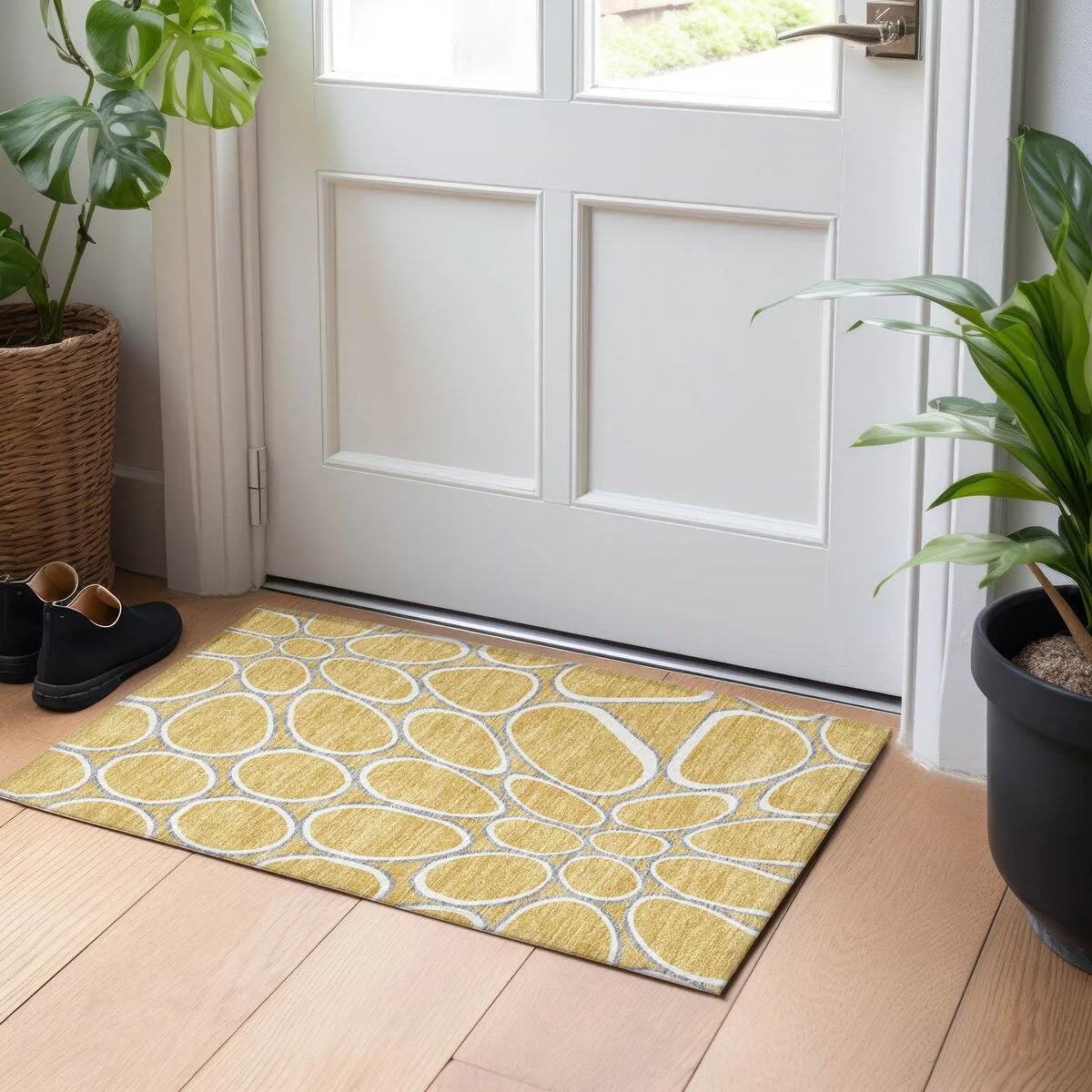 Machine Washable Indoor/ Outdoor Modern Bubbles Chantille Rug