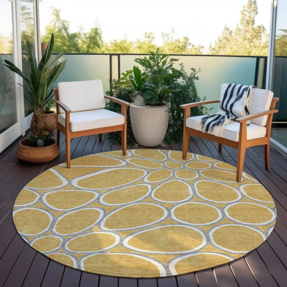 Machine Washable Indoor/ Outdoor Modern Bubbles Chantille Rug