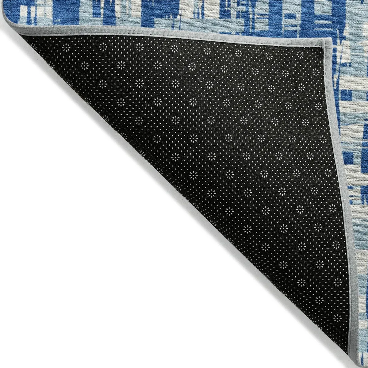Machine Washable Indoor/ Outdoor Modern Crosshatch Chantille Rug