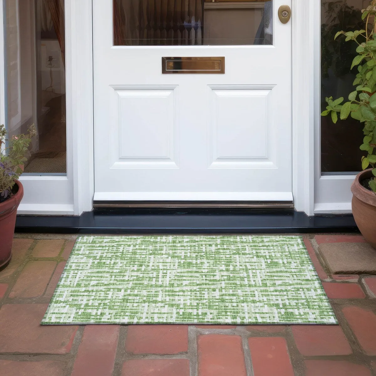 Machine Washable Indoor/ Outdoor Modern Crosshatch Chantille Rug