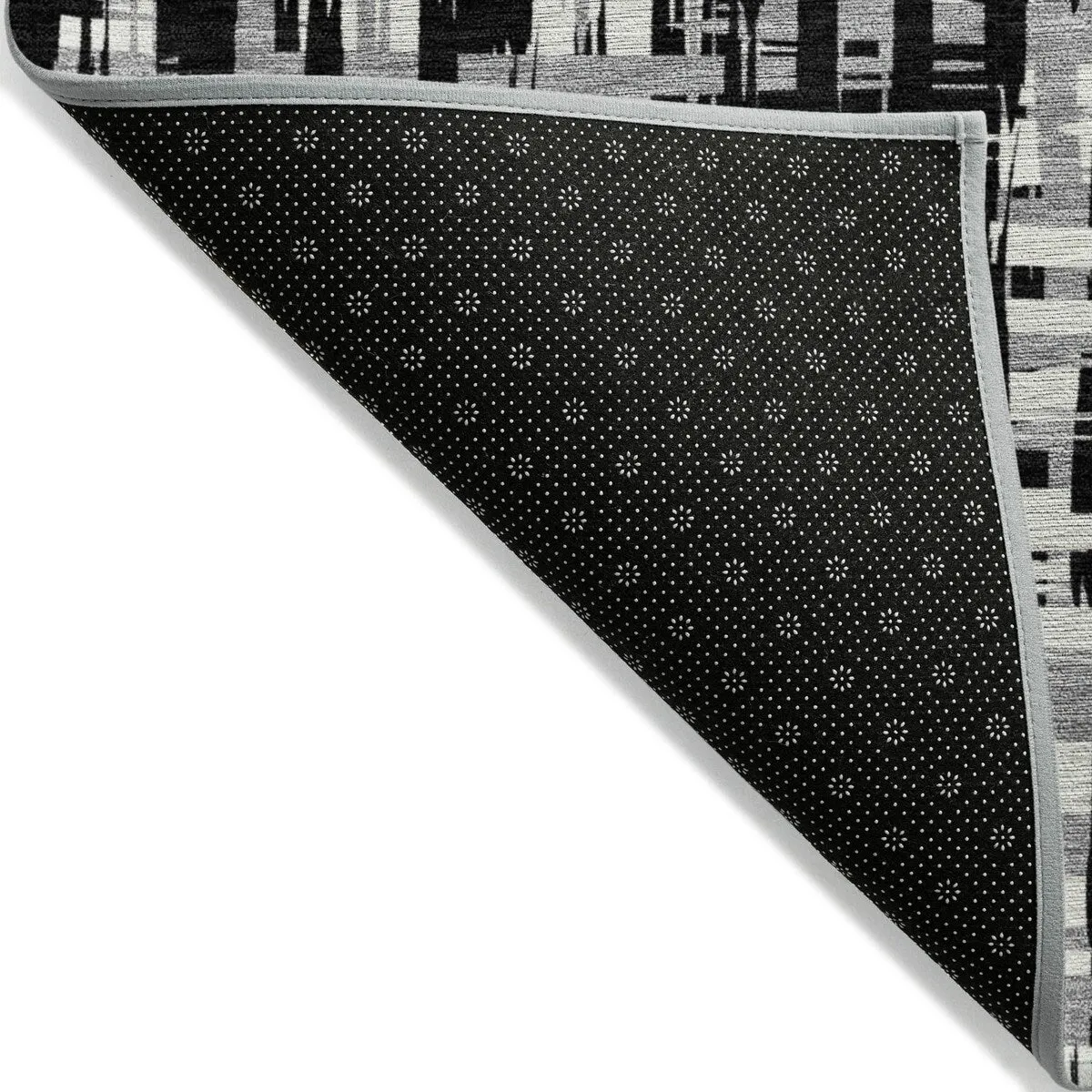 Machine Washable Indoor/ Outdoor Modern Crosshatch Chantille Rug