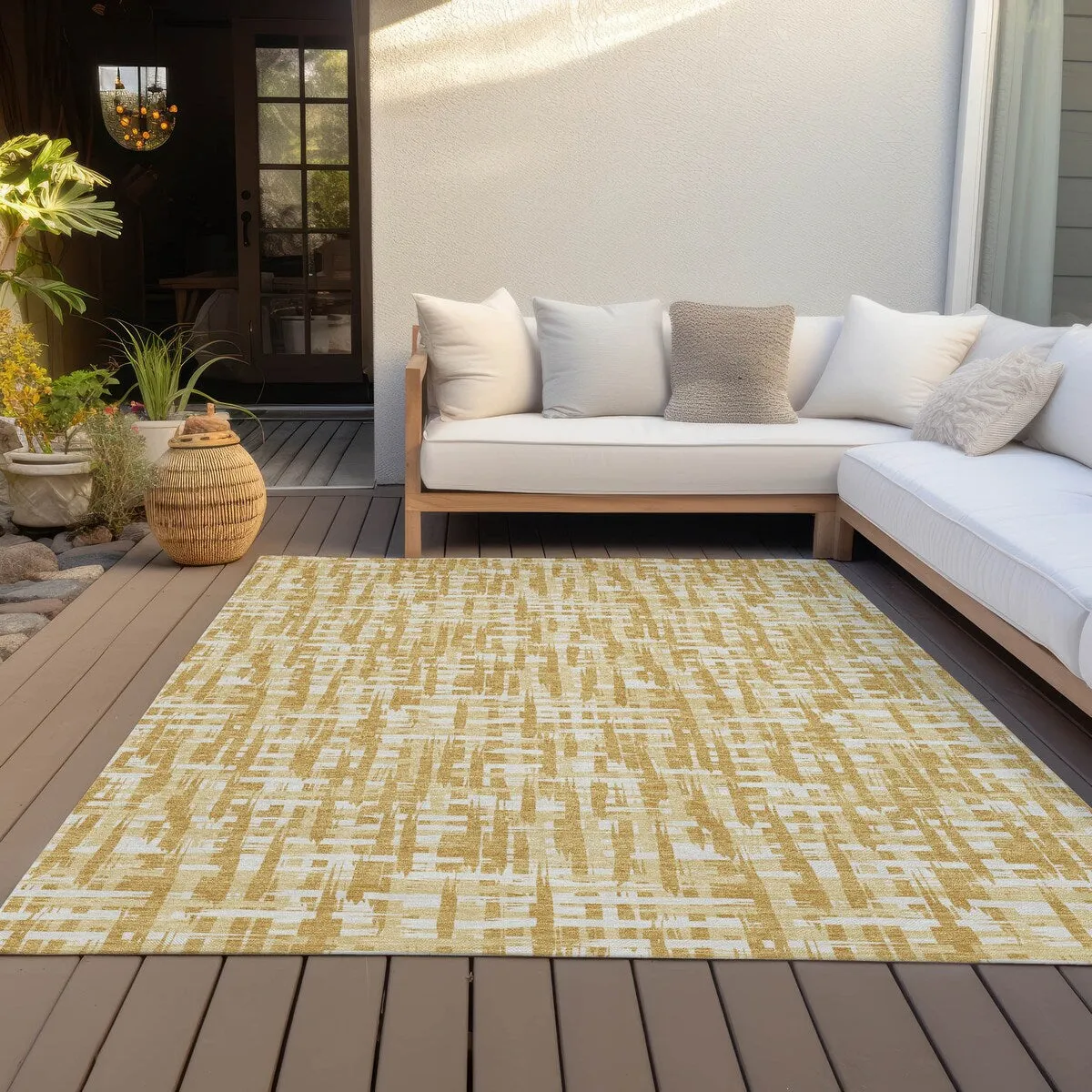 Machine Washable Indoor/ Outdoor Modern Crosshatch Chantille Rug
