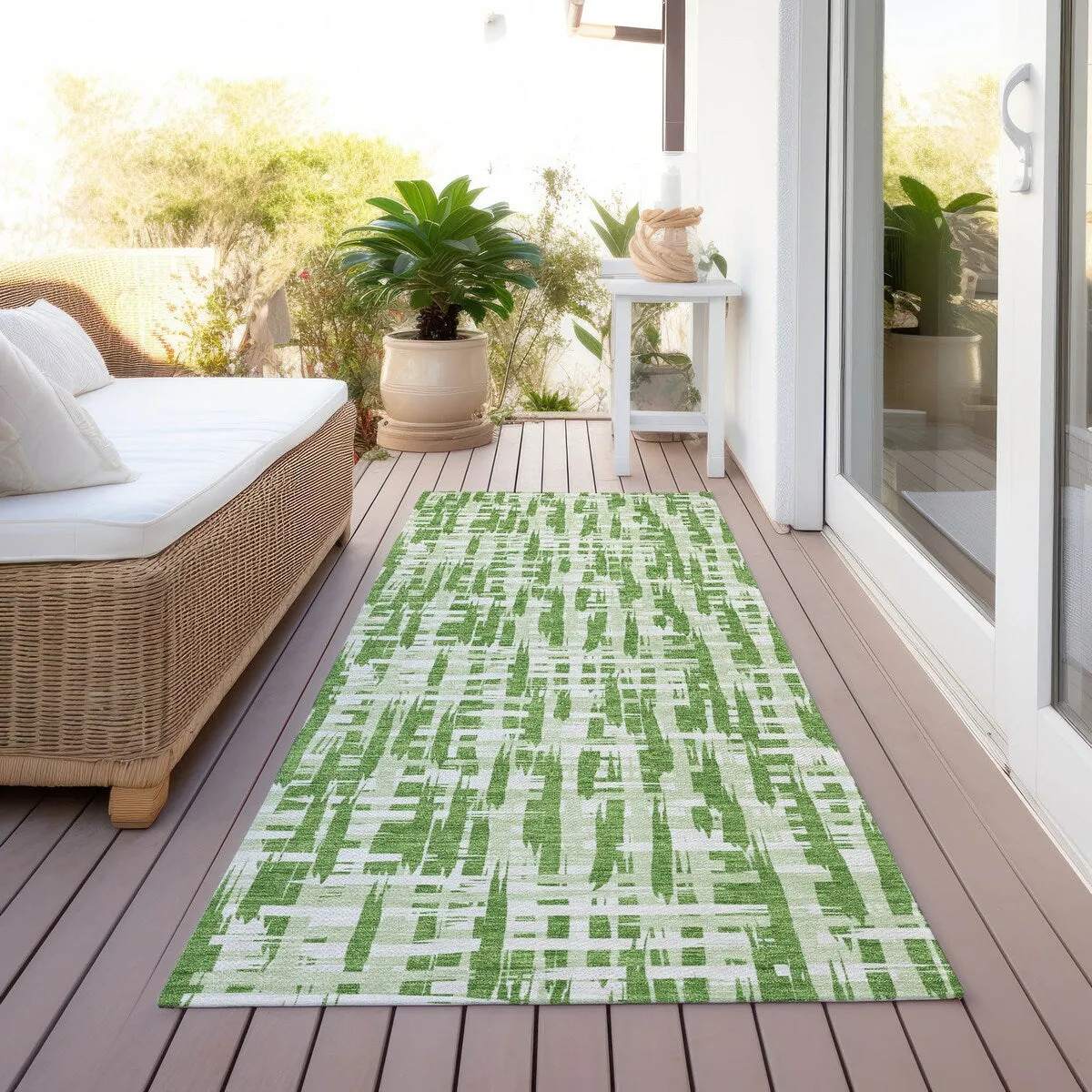 Machine Washable Indoor/ Outdoor Modern Crosshatch Chantille Rug