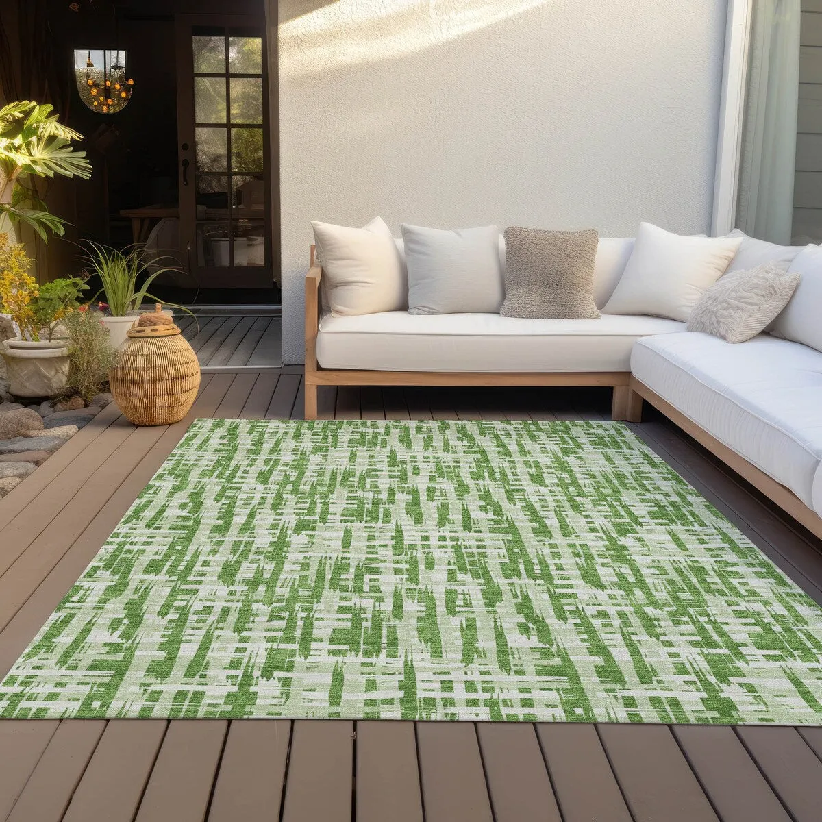 Machine Washable Indoor/ Outdoor Modern Crosshatch Chantille Rug